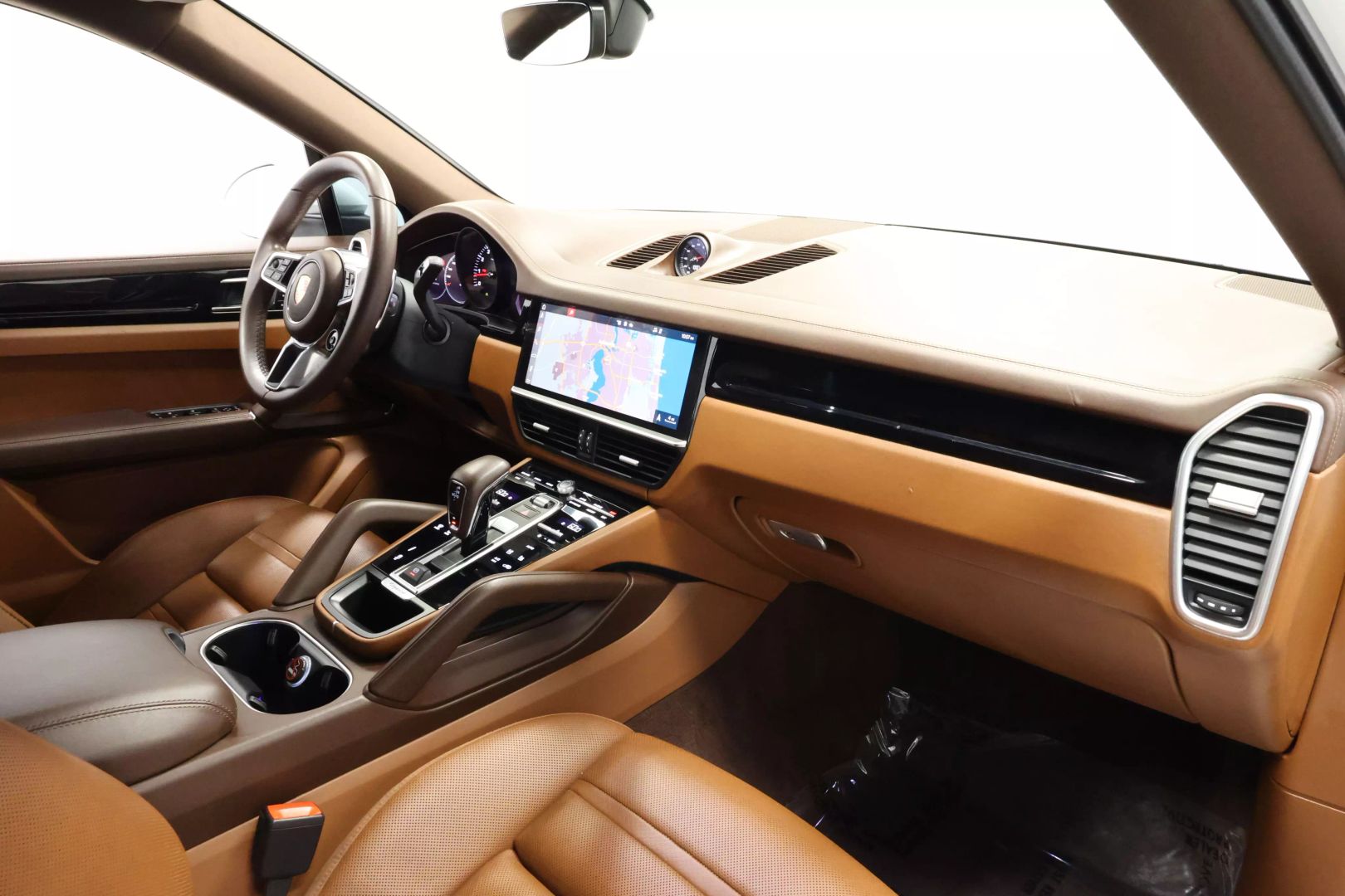 2021 Porsche Cayenne Coupe - Image 95