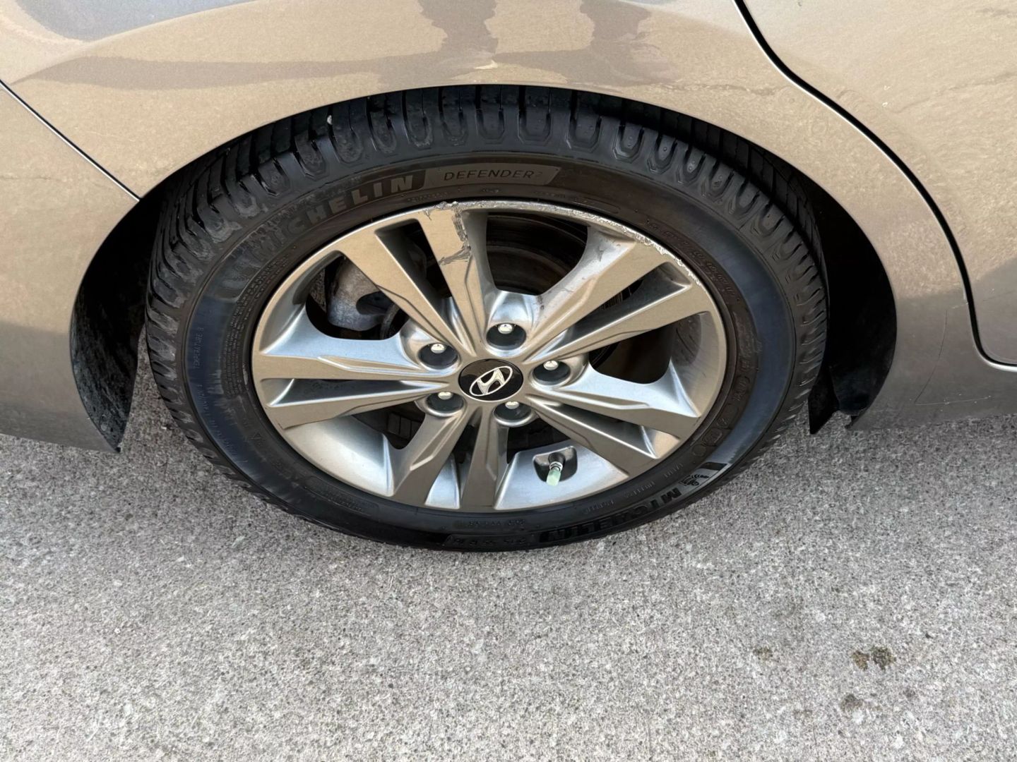 2018 Hyundai Elantra - Image 53