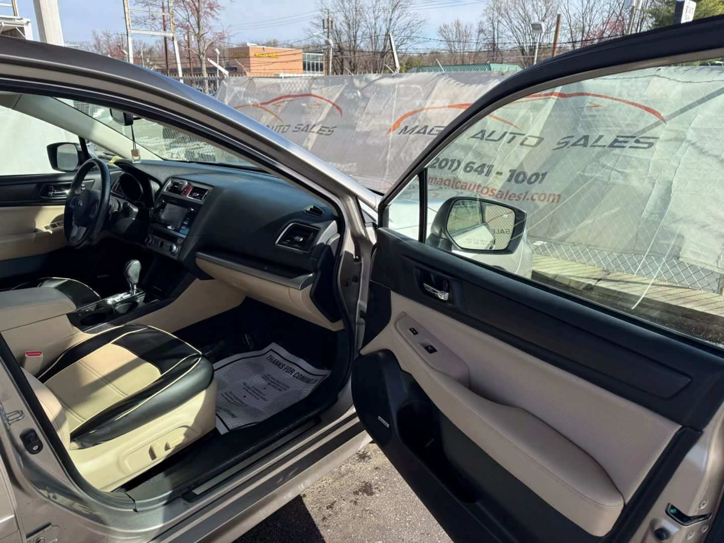 2017 Subaru Legacy - Image 24