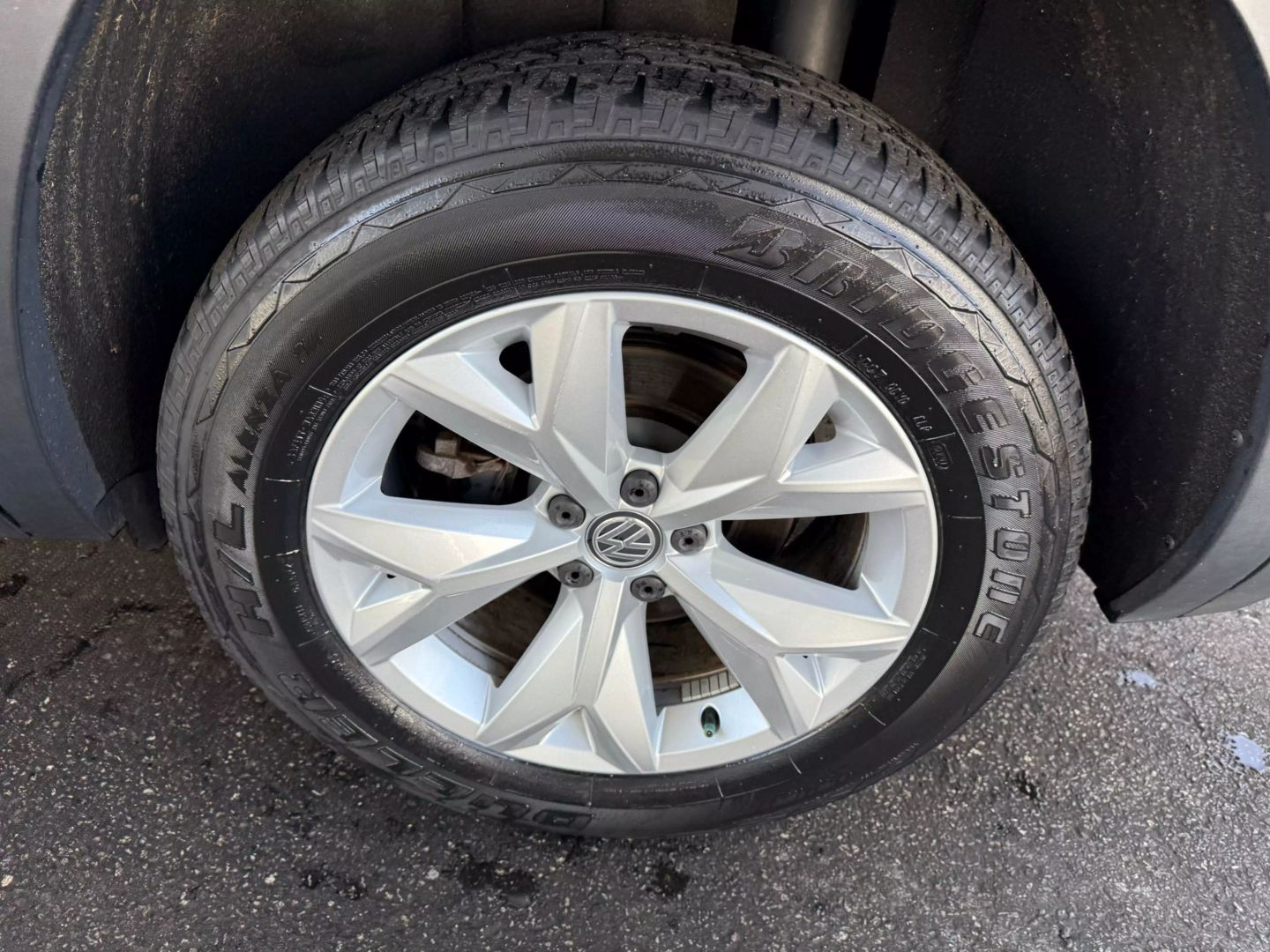 2018 Volkswagen Atlas - Image 45