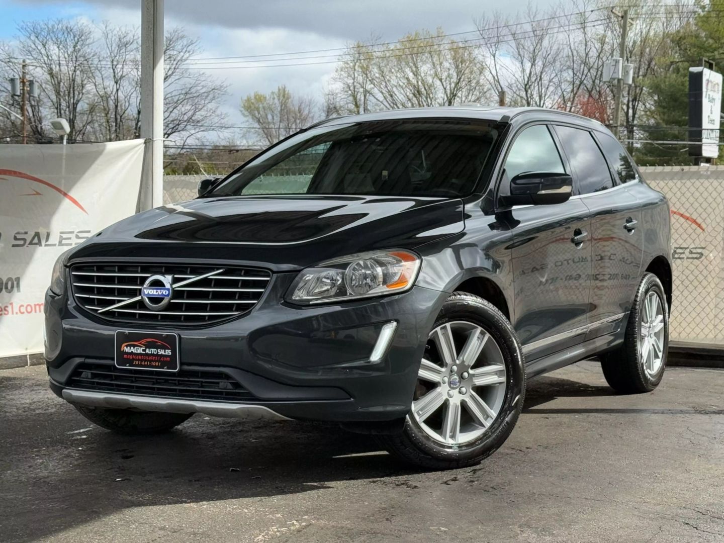 2016 Volvo Xc60 - Image 1