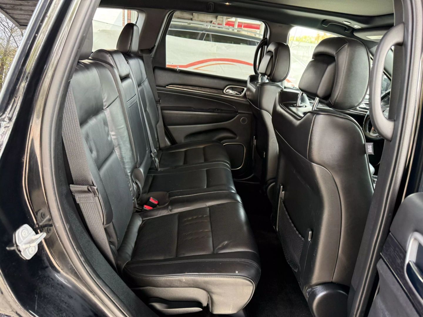 2018 Jeep Grand Cherokee - Image 22