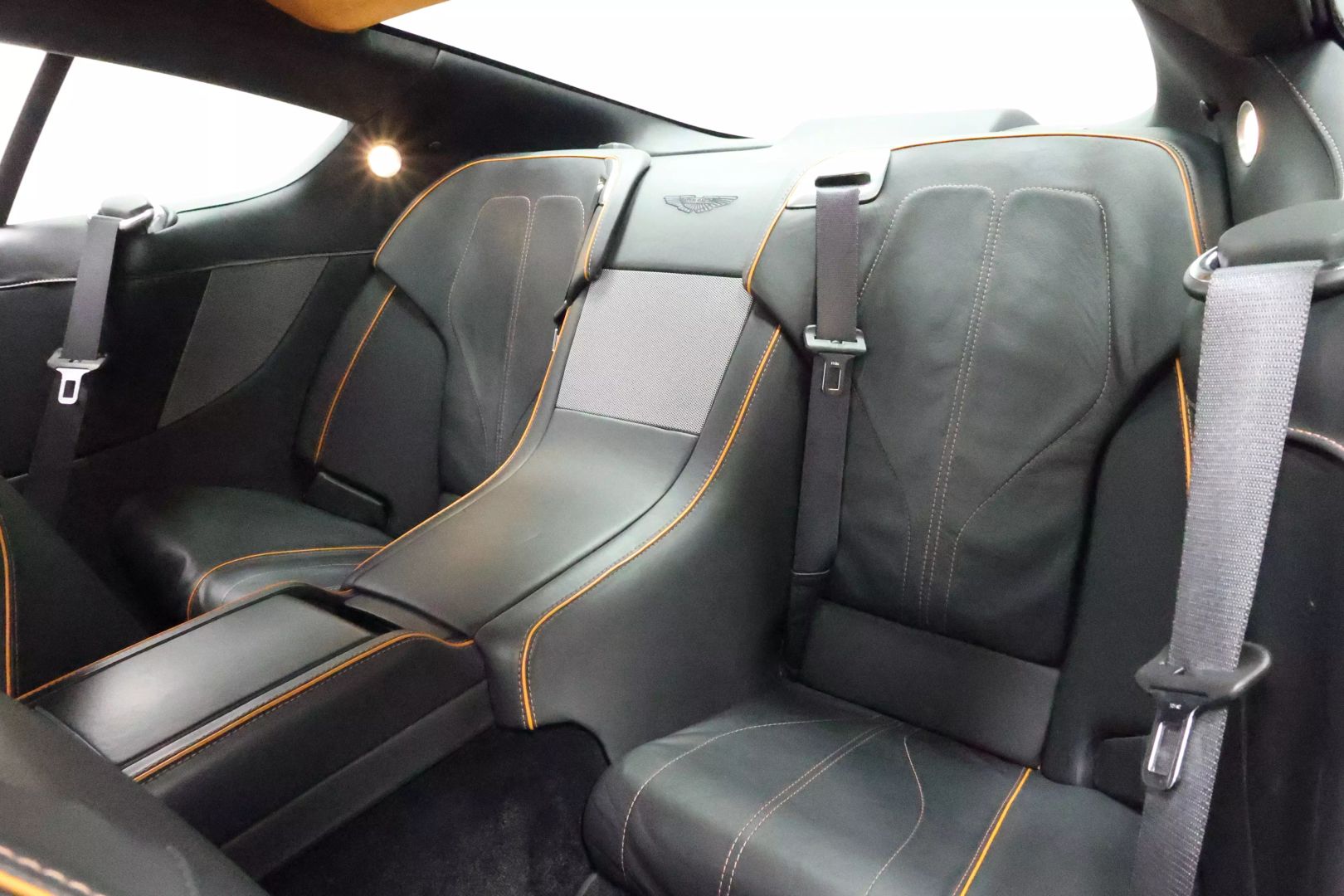 2012 Aston Martin Virage - Image 3