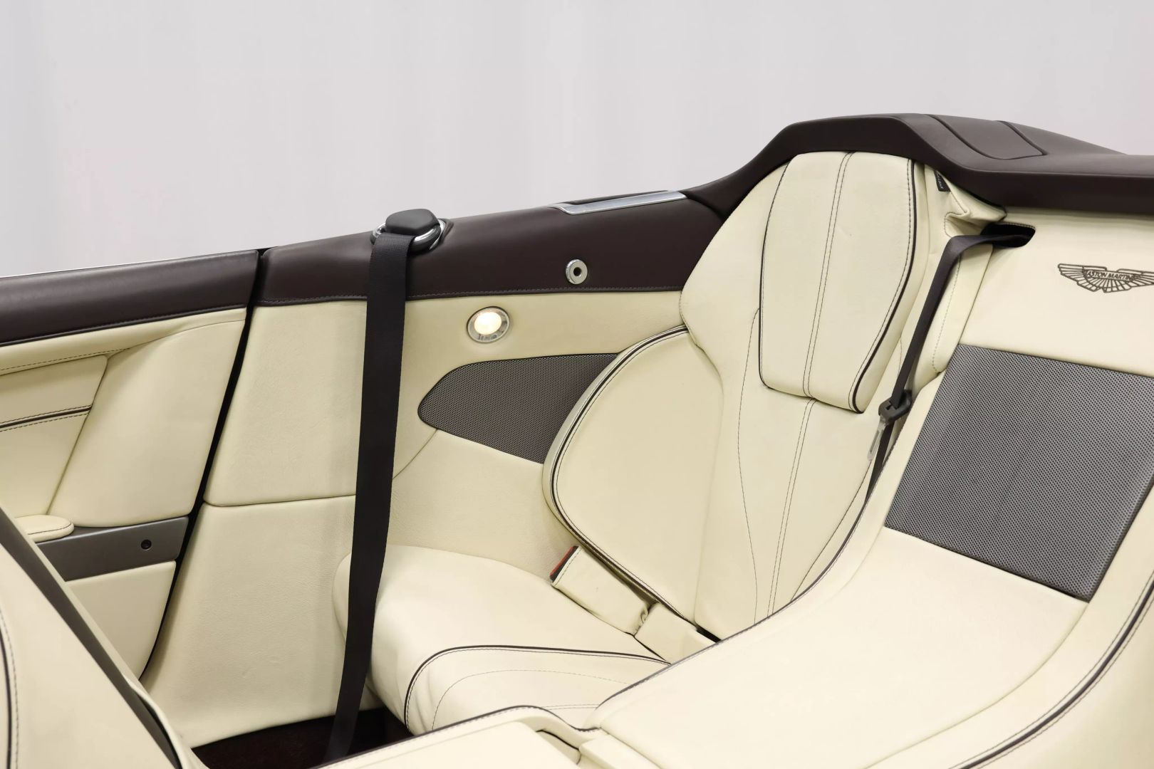 2012 Aston Martin Virage - Image 43