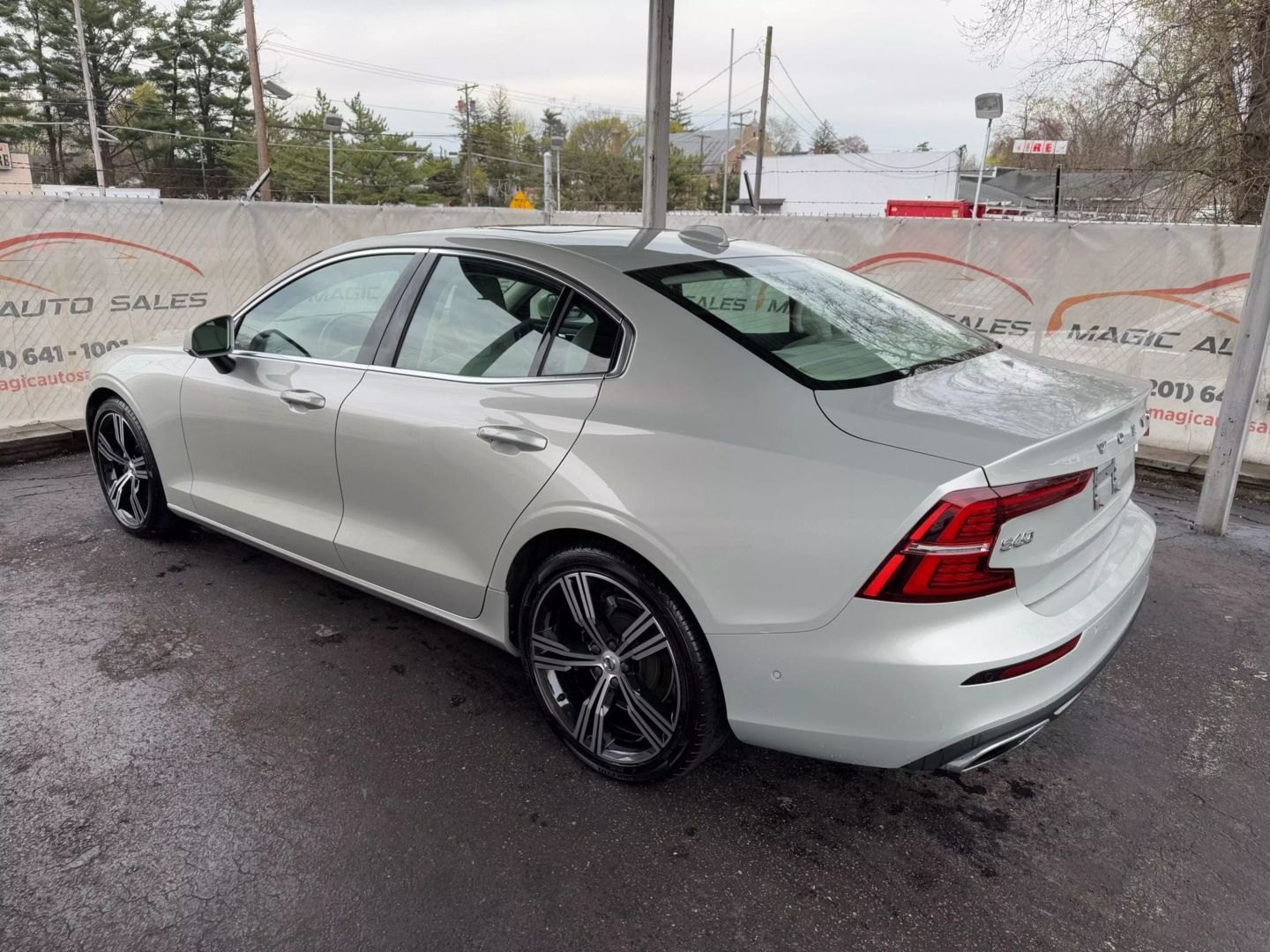 2022 Volvo S60 - Image 13