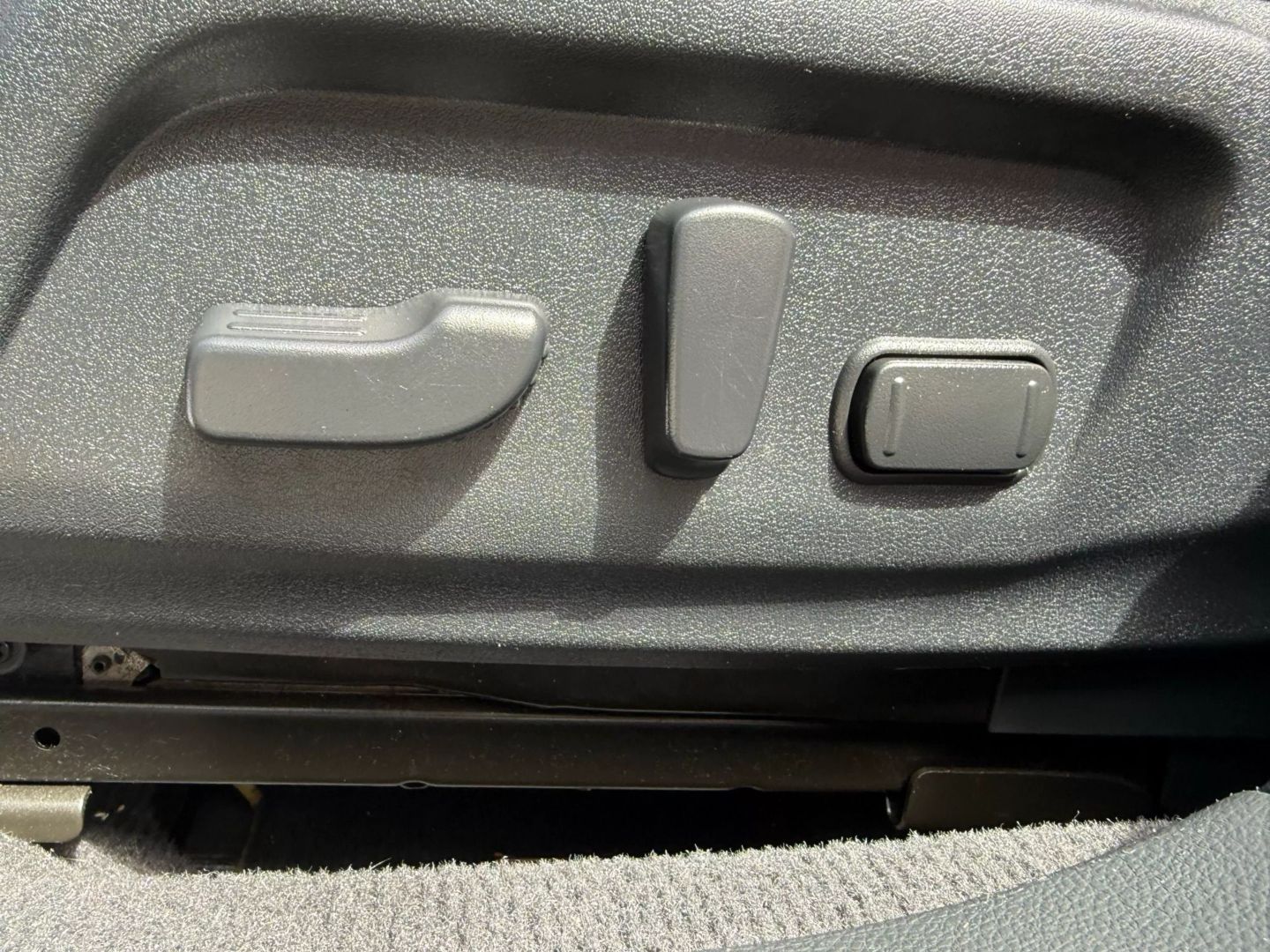 2016 Subaru Outback - Image 16