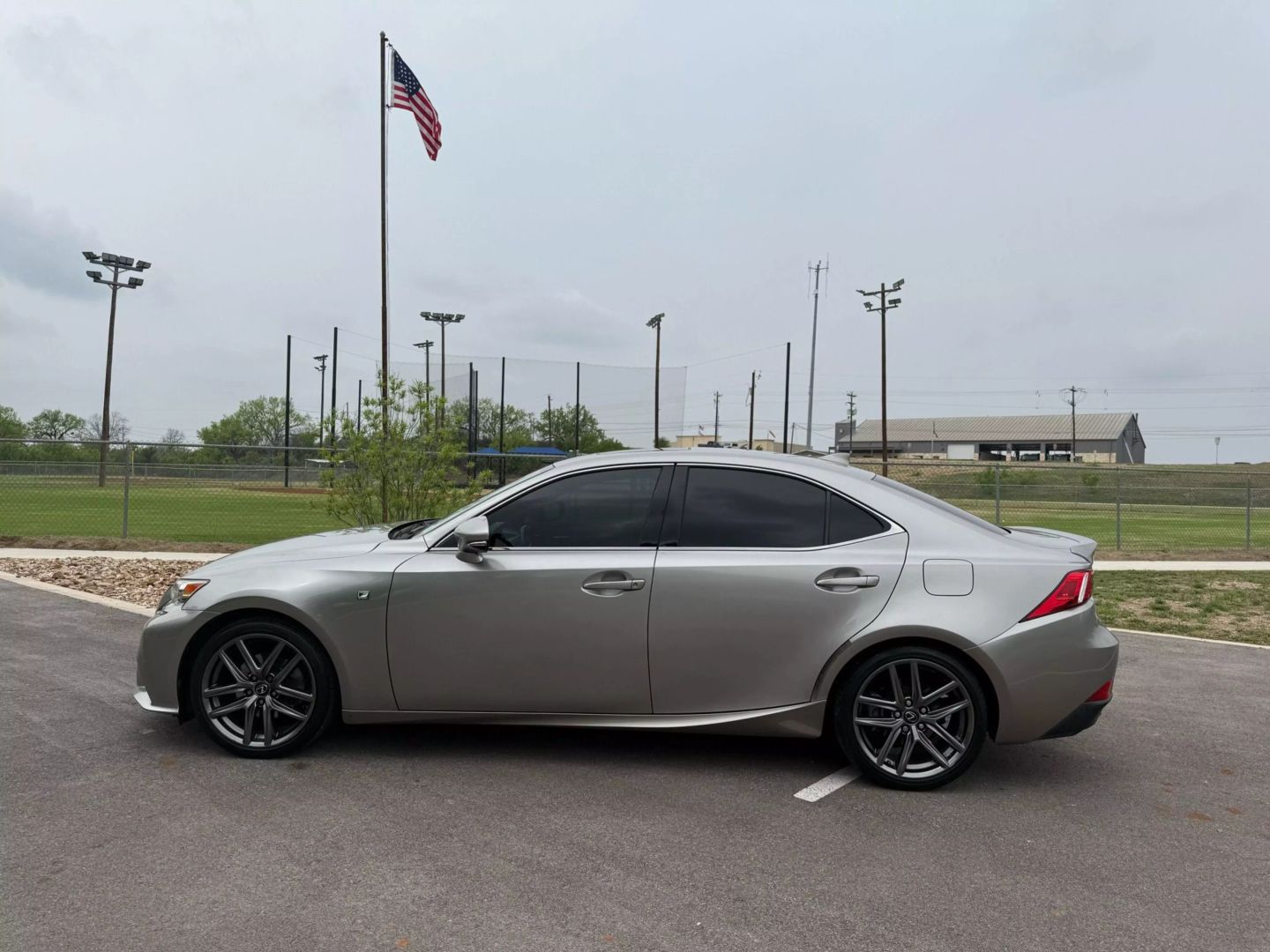 2015 Lexus Is - Image 1