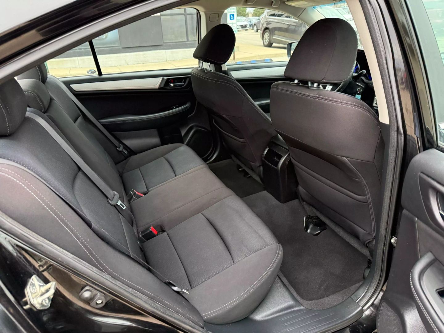 2017 Subaru Legacy - Image 21
