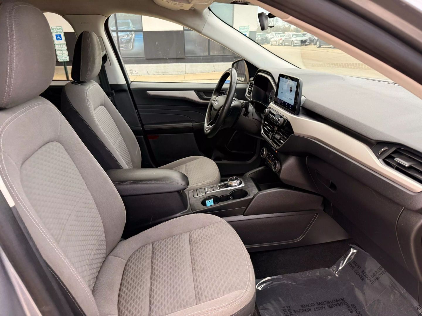 2022 Ford Escape - Image 26