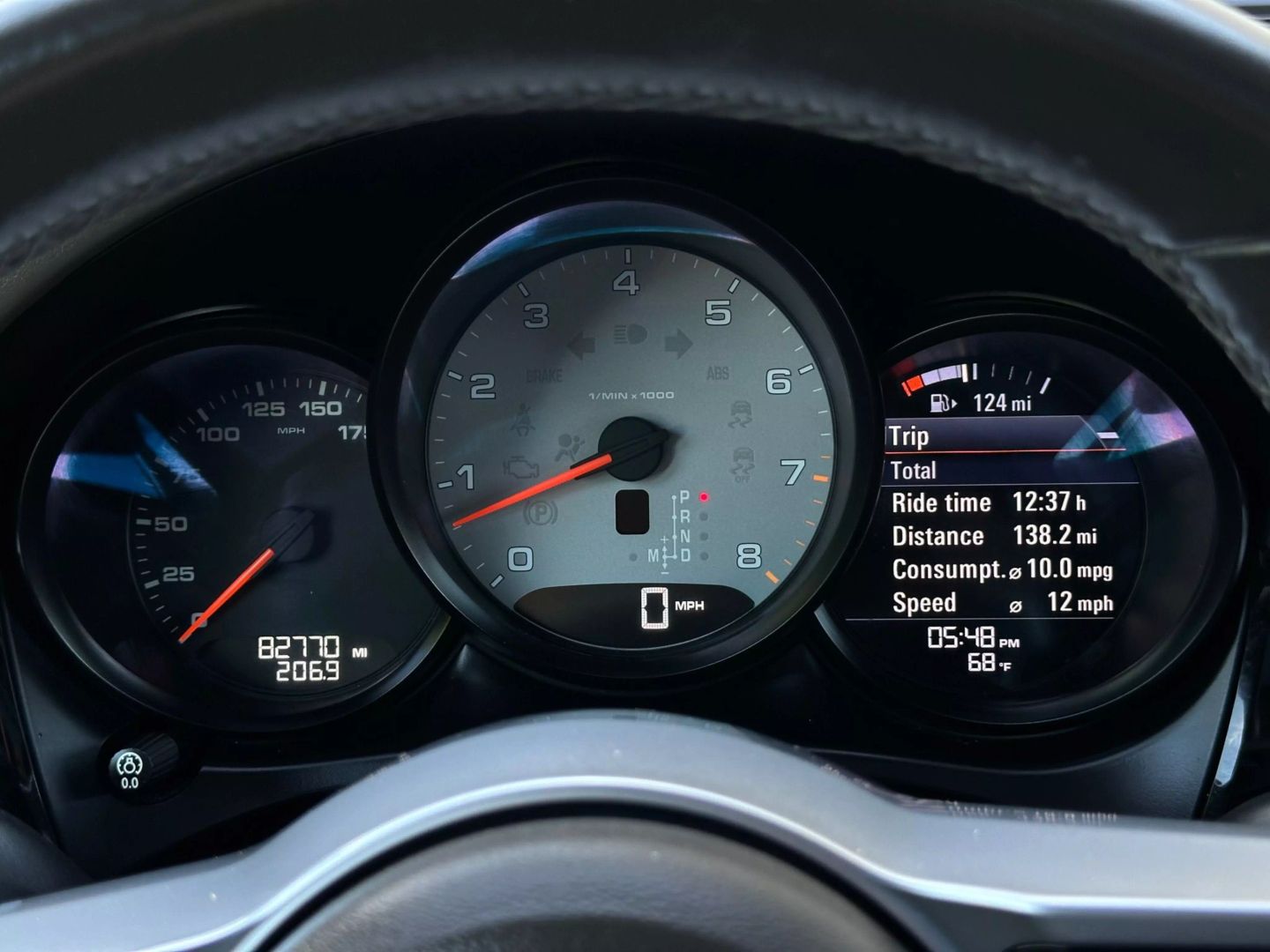 2015 Porsche Macan - Image 27