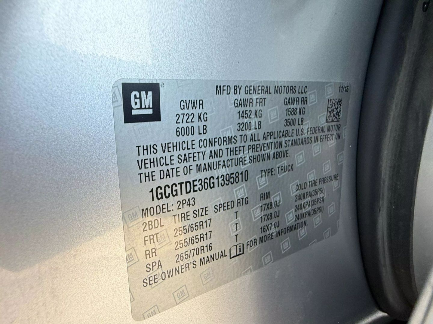 2016 Chevrolet Colorado Crew Cab - Image 24