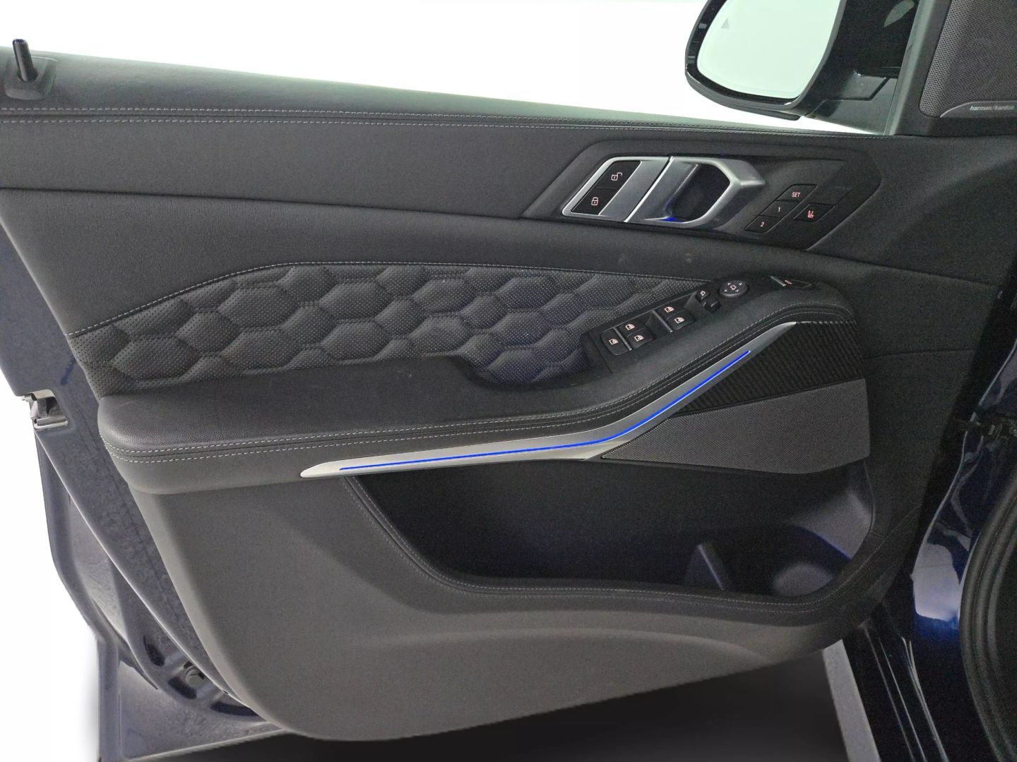 2022 Bmw X5 M - Image 20