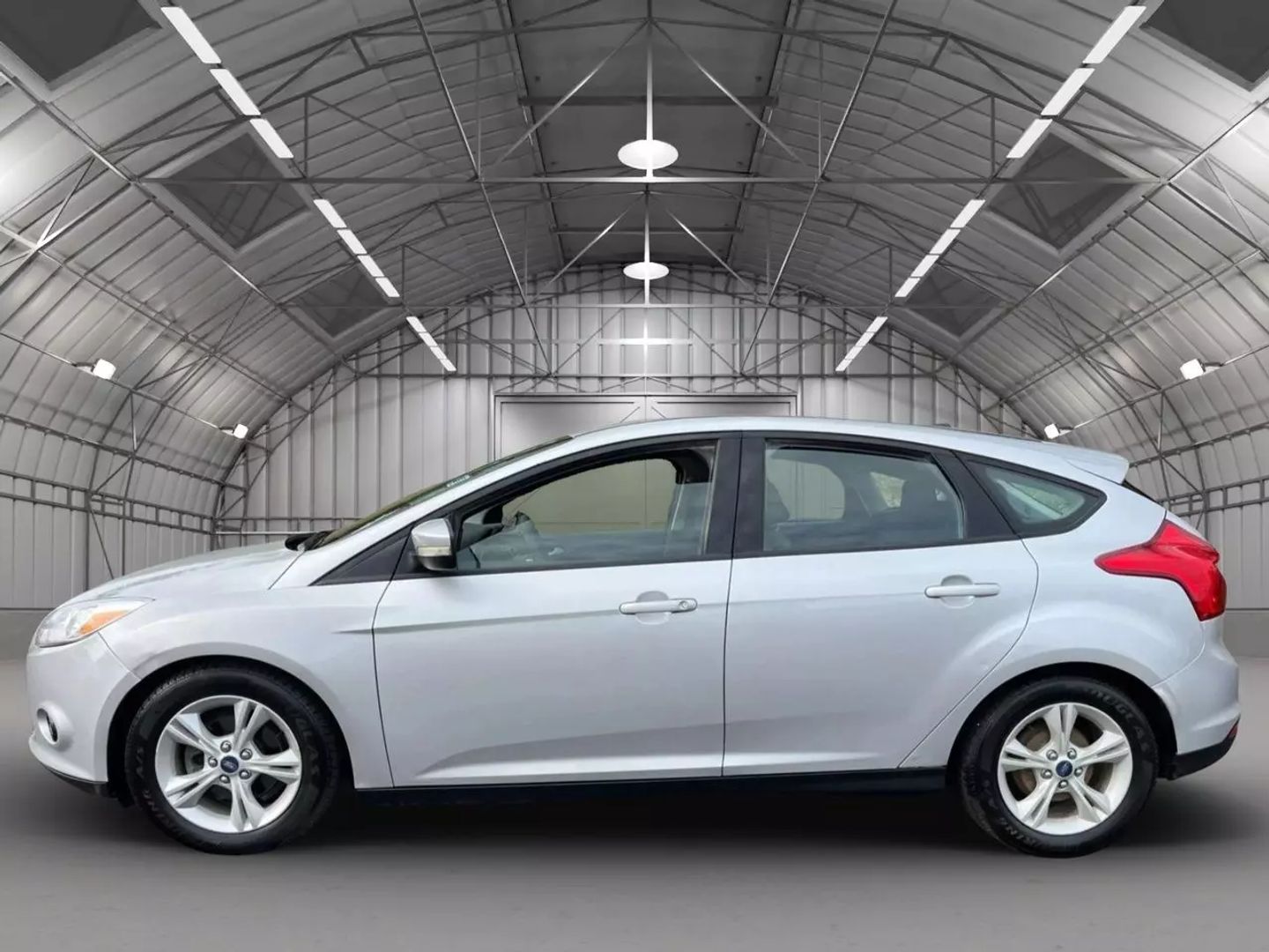 Used 2014 Ford Focus SE with VIN 1FADP3K24EL405464 for sale in Kansas City