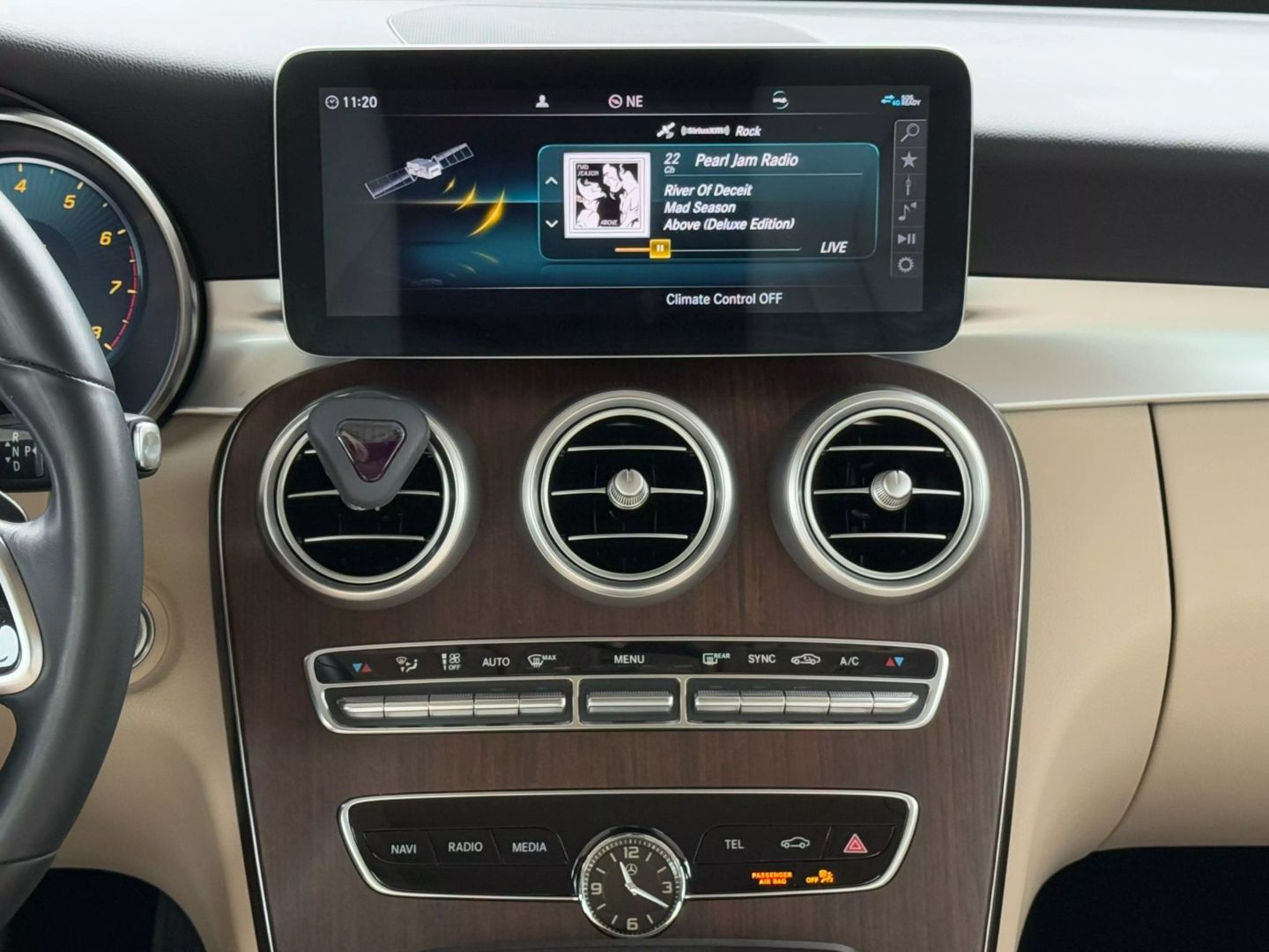 2021 Mercedes-benz C-class - Image 32