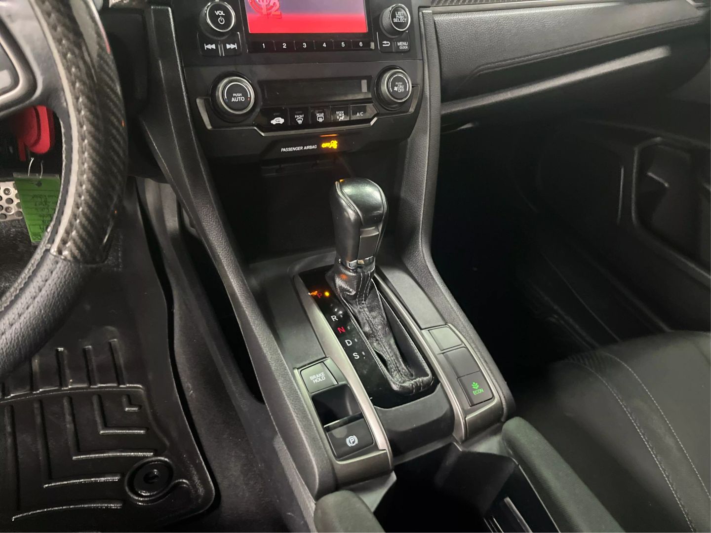 2018 Honda Civic - Image 16
