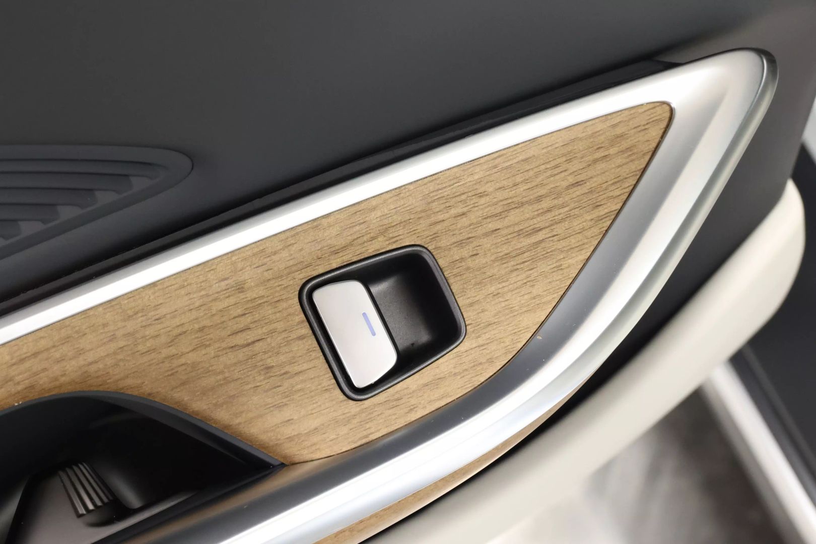 2023 Lucid Air - Image 53