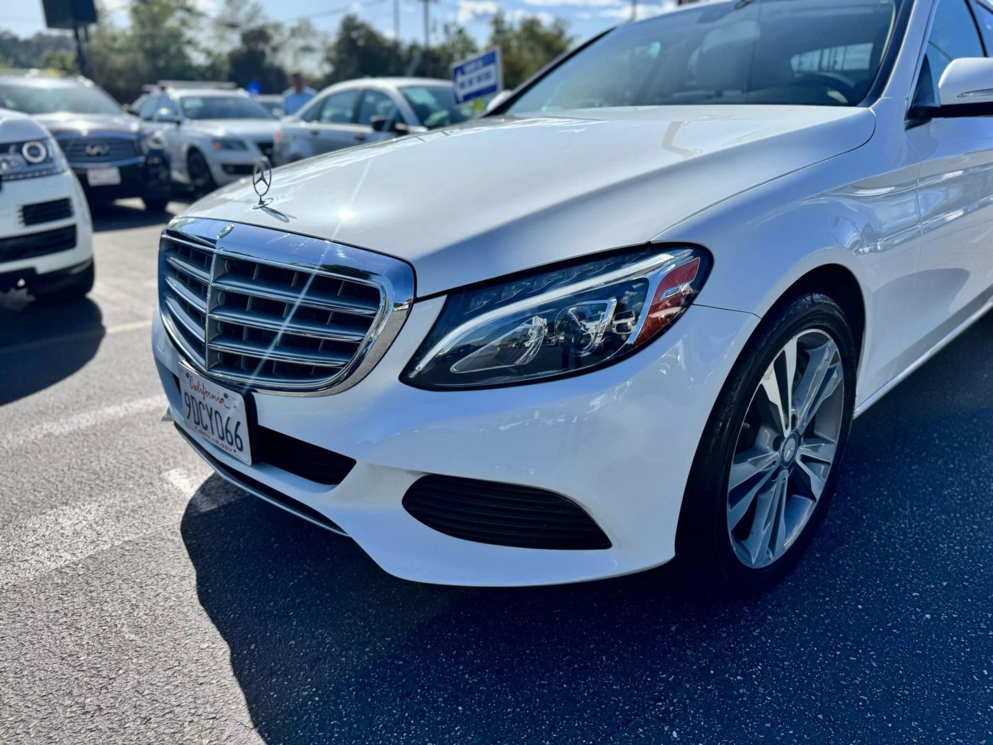 Used 2015 Mercedes-Benz C-Class C300 Luxury with VIN 55SWF4JB8FU084285 for sale in Los Angeles, CA