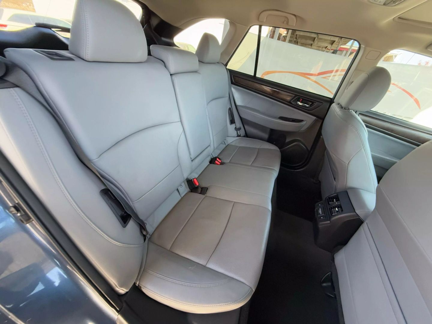 2018 Subaru Outback - Image 23