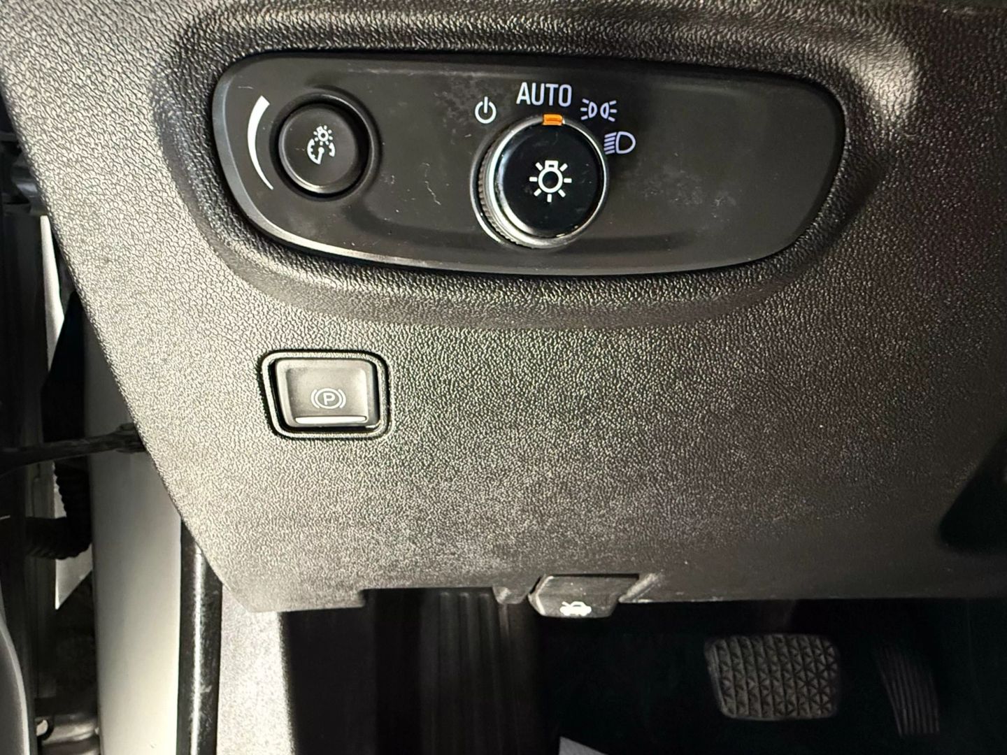2019 Gmc Terrain - Image 36