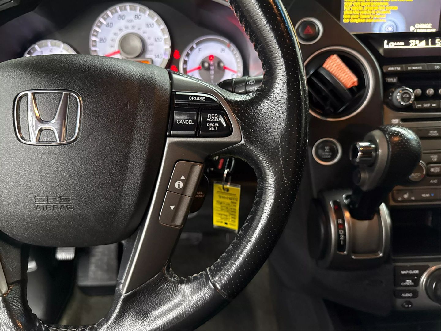 2015 Honda Pilot - Image 25