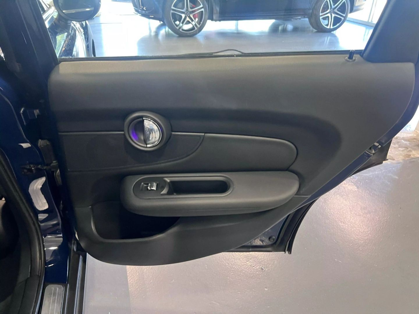 2017 Mini Clubman Cooper Hatchback 4d - Image 26