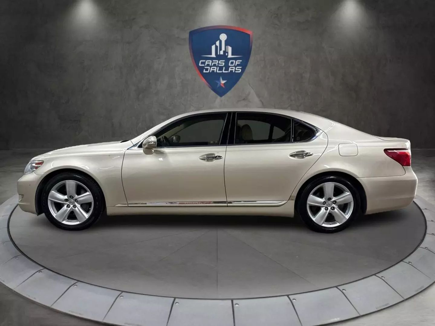 2011 Lexus Ls - Image 2