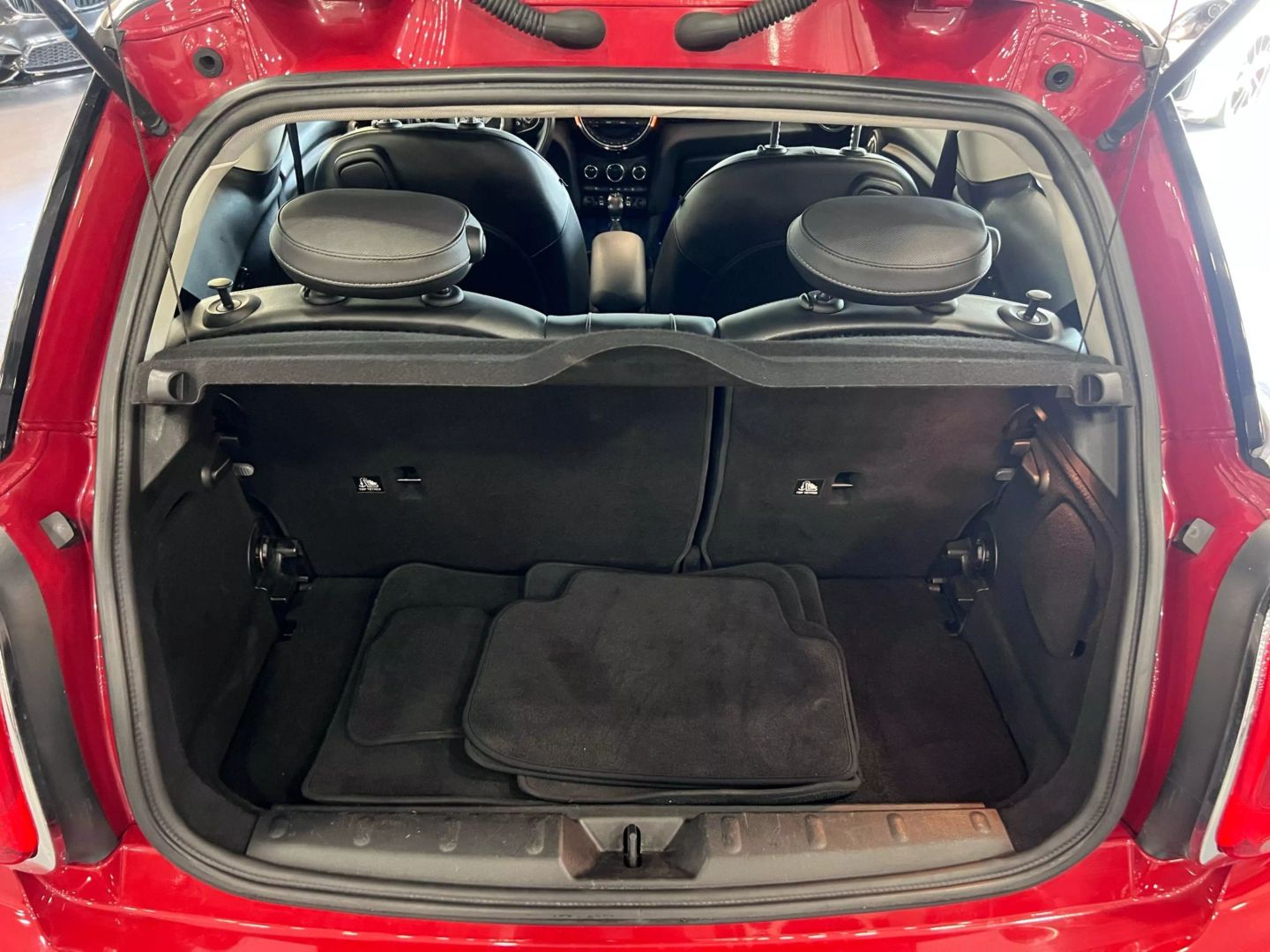 2015 Mini Hardtop 2 Door Cooper Hatchback 2d - Image 26