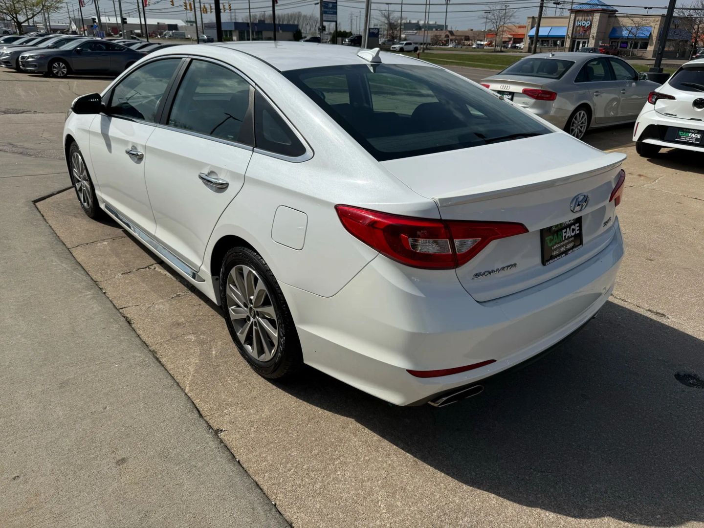 2015 Hyundai Sonata - Image 7