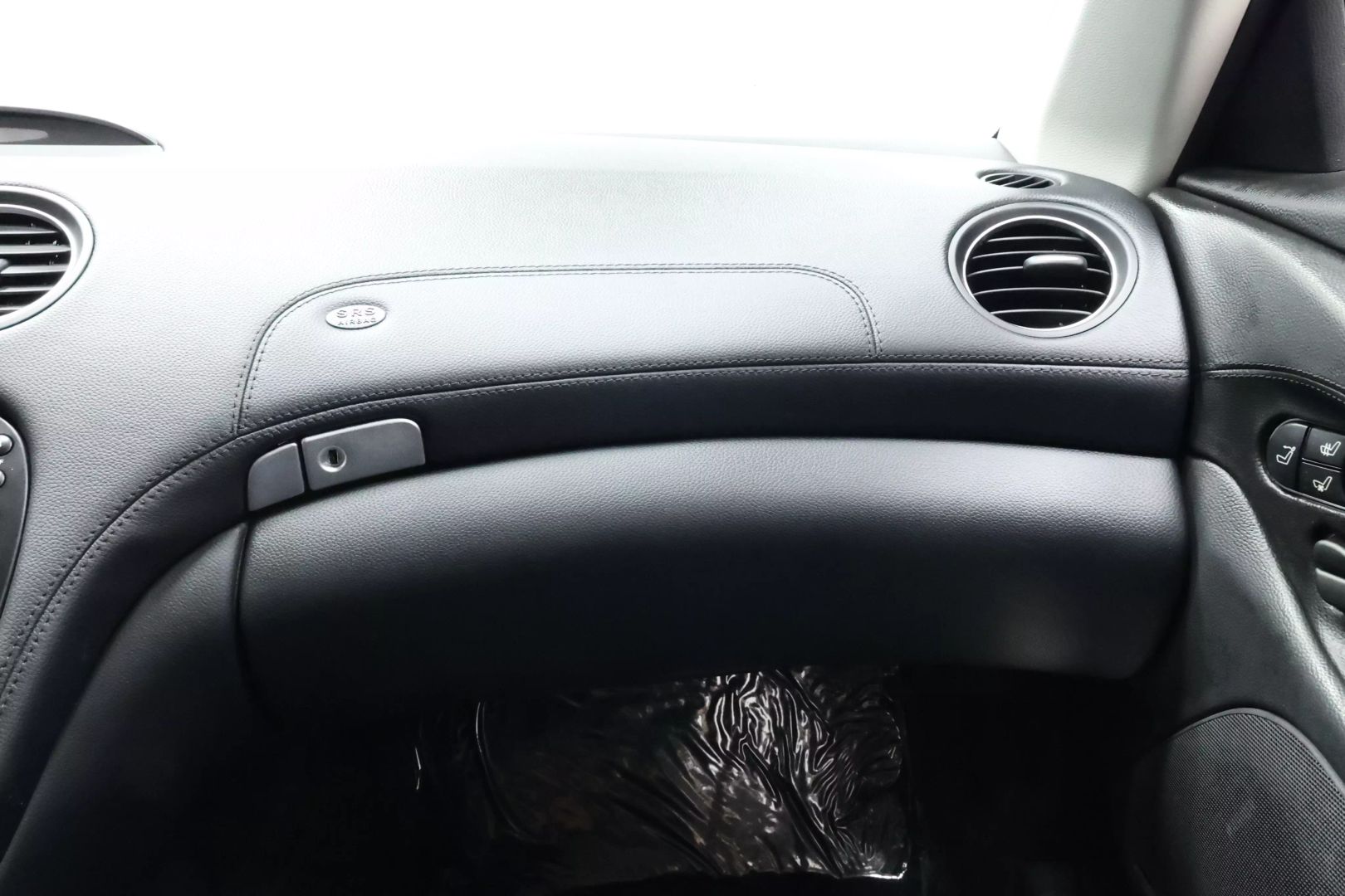 2011 Mercedes-benz Sl-class - Image 82