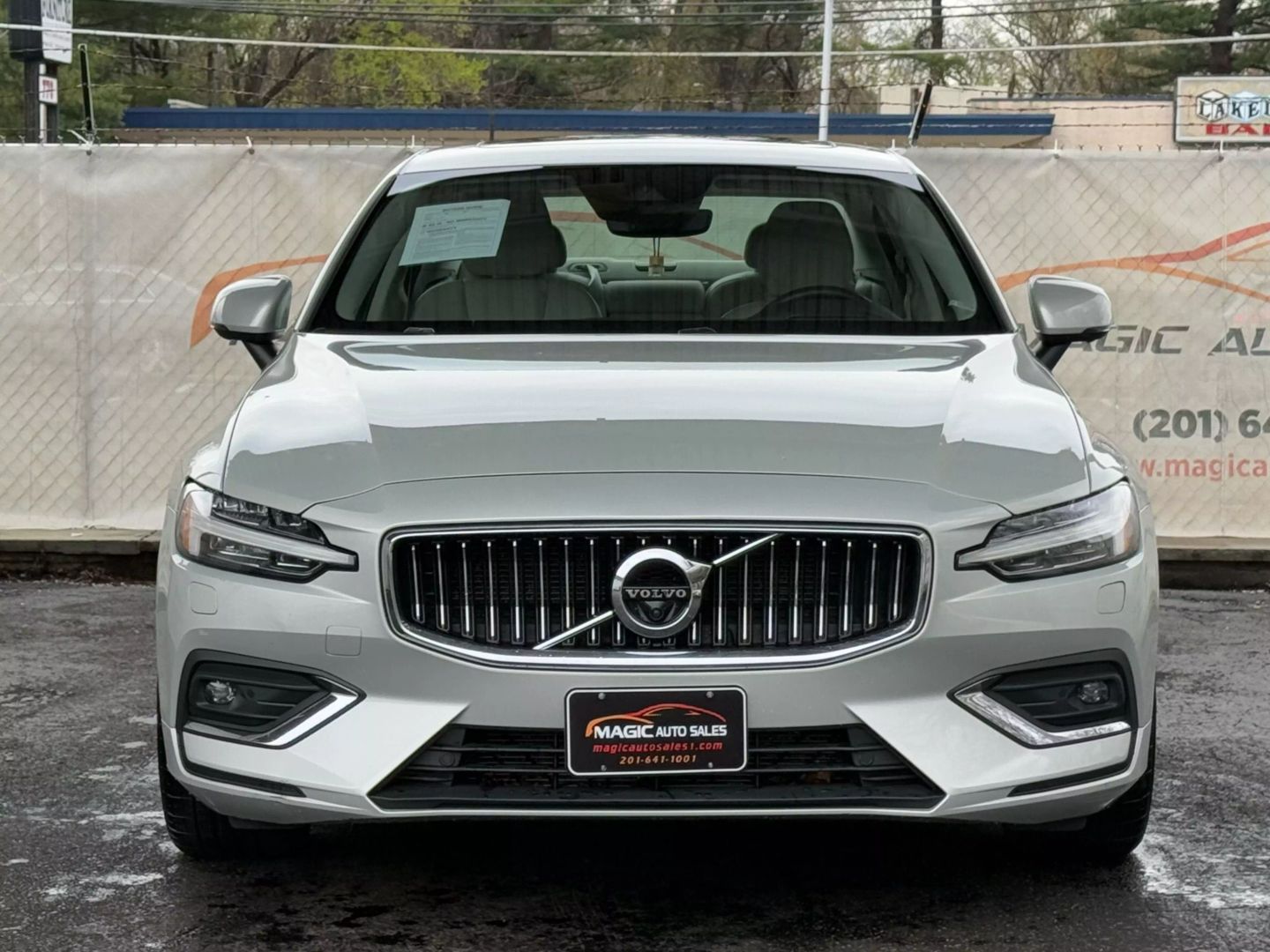 2022 Volvo S60 - Image 5