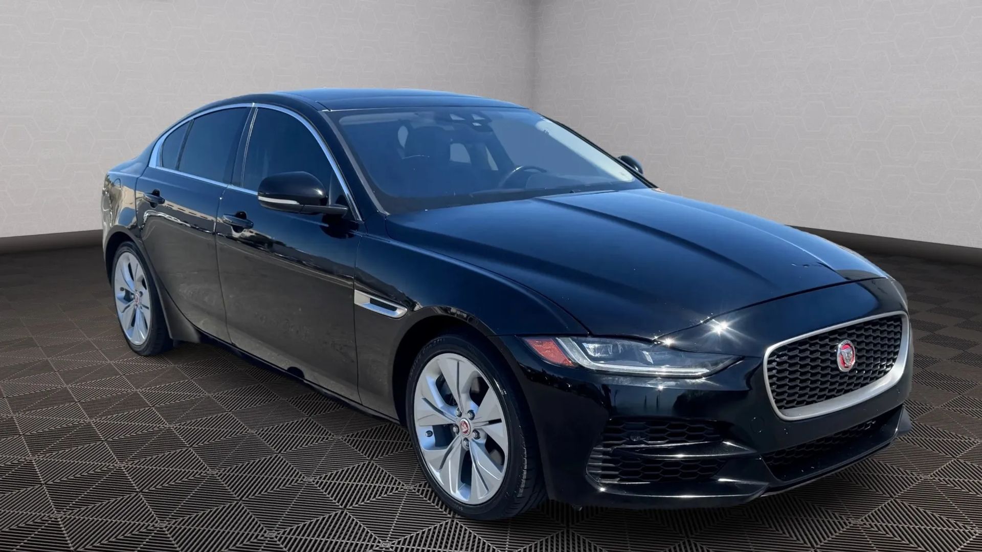 2020 Jaguar XE