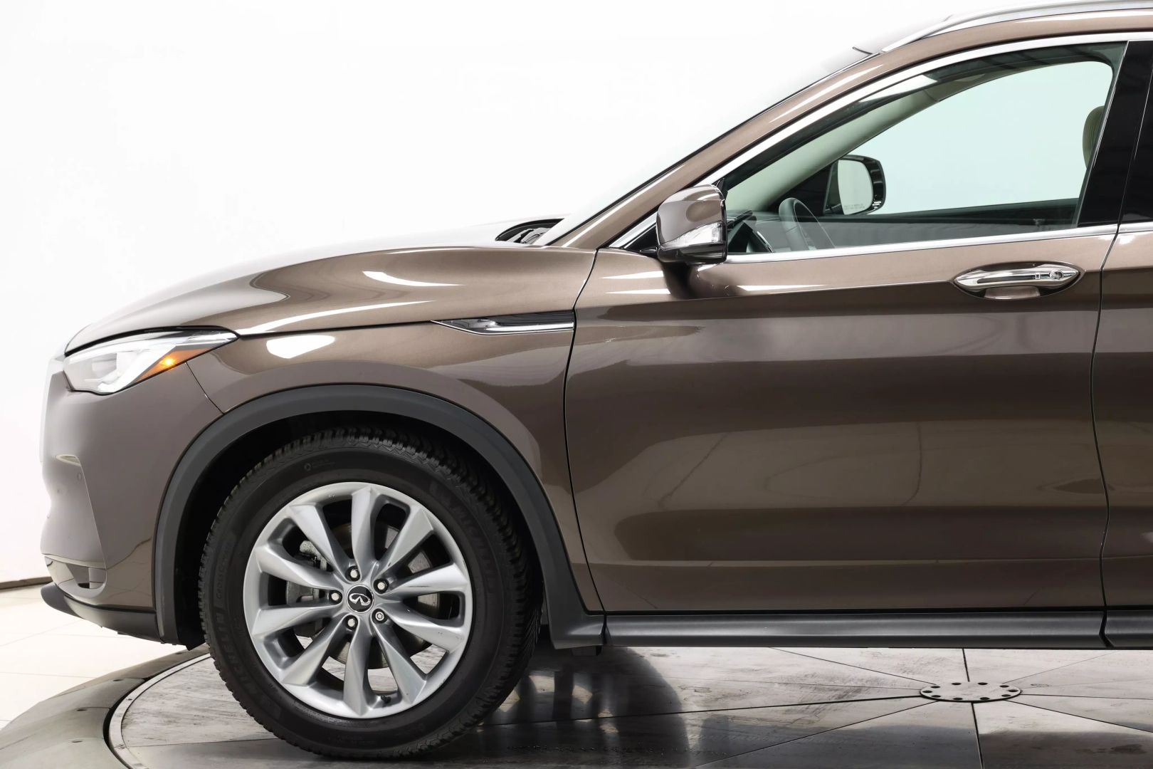 2019 Infiniti Qx50 - Image 7