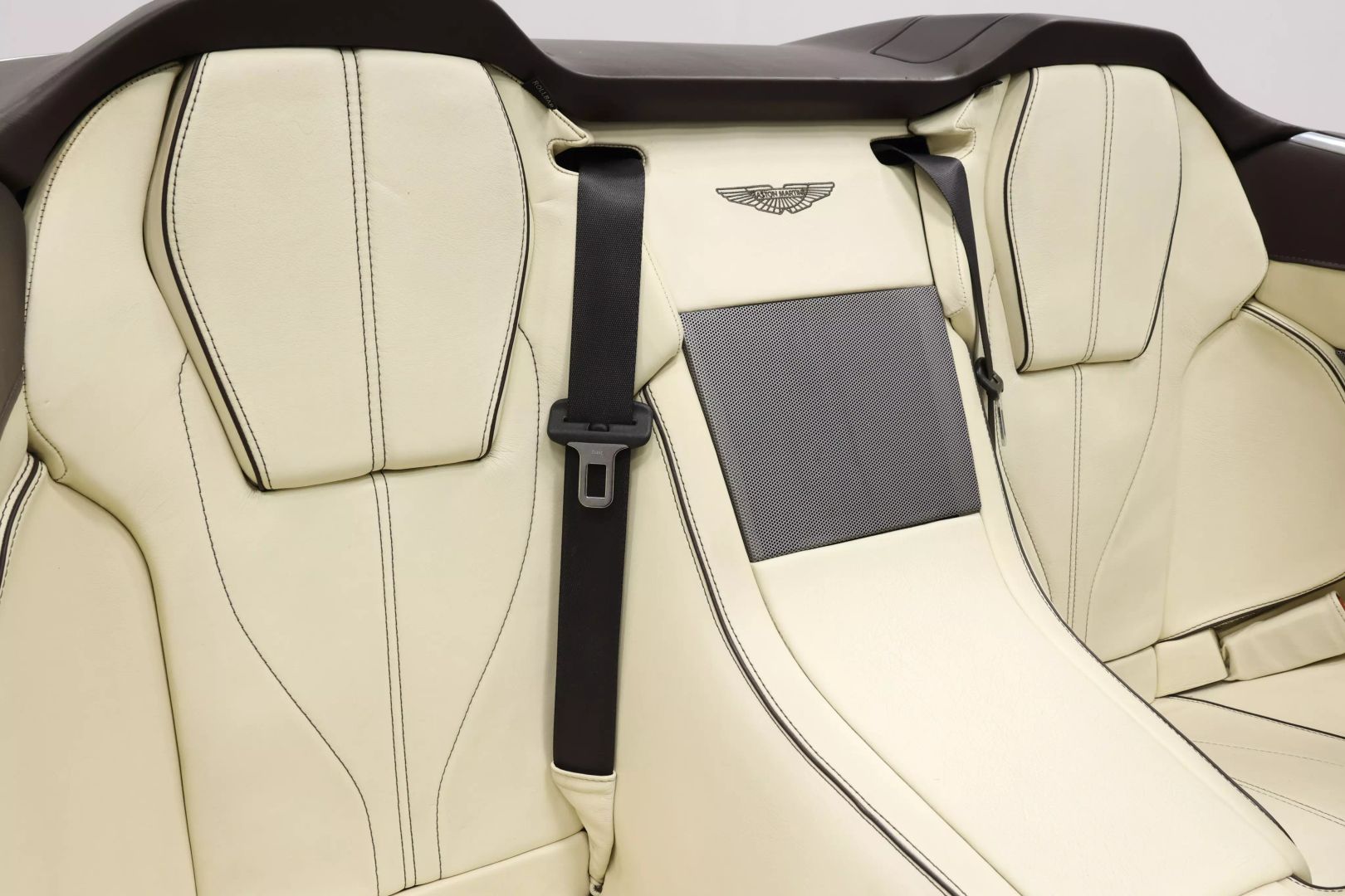 2012 Aston Martin Virage - Image 58