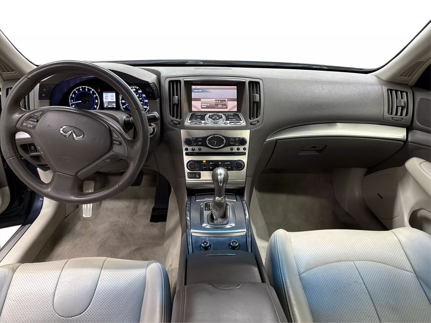 2012 Infiniti G - Image 19