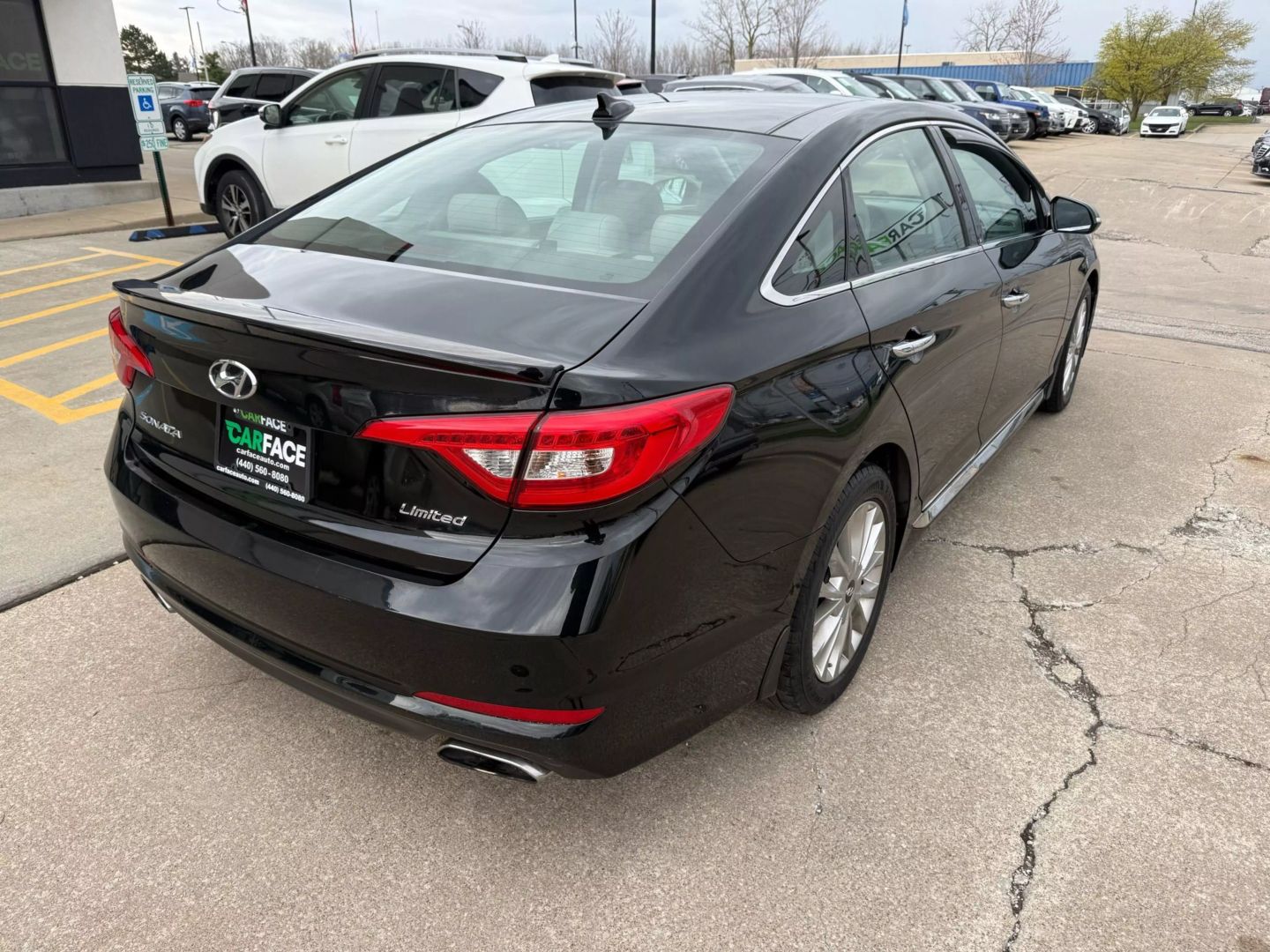 2015 Hyundai Sonata - Image 13