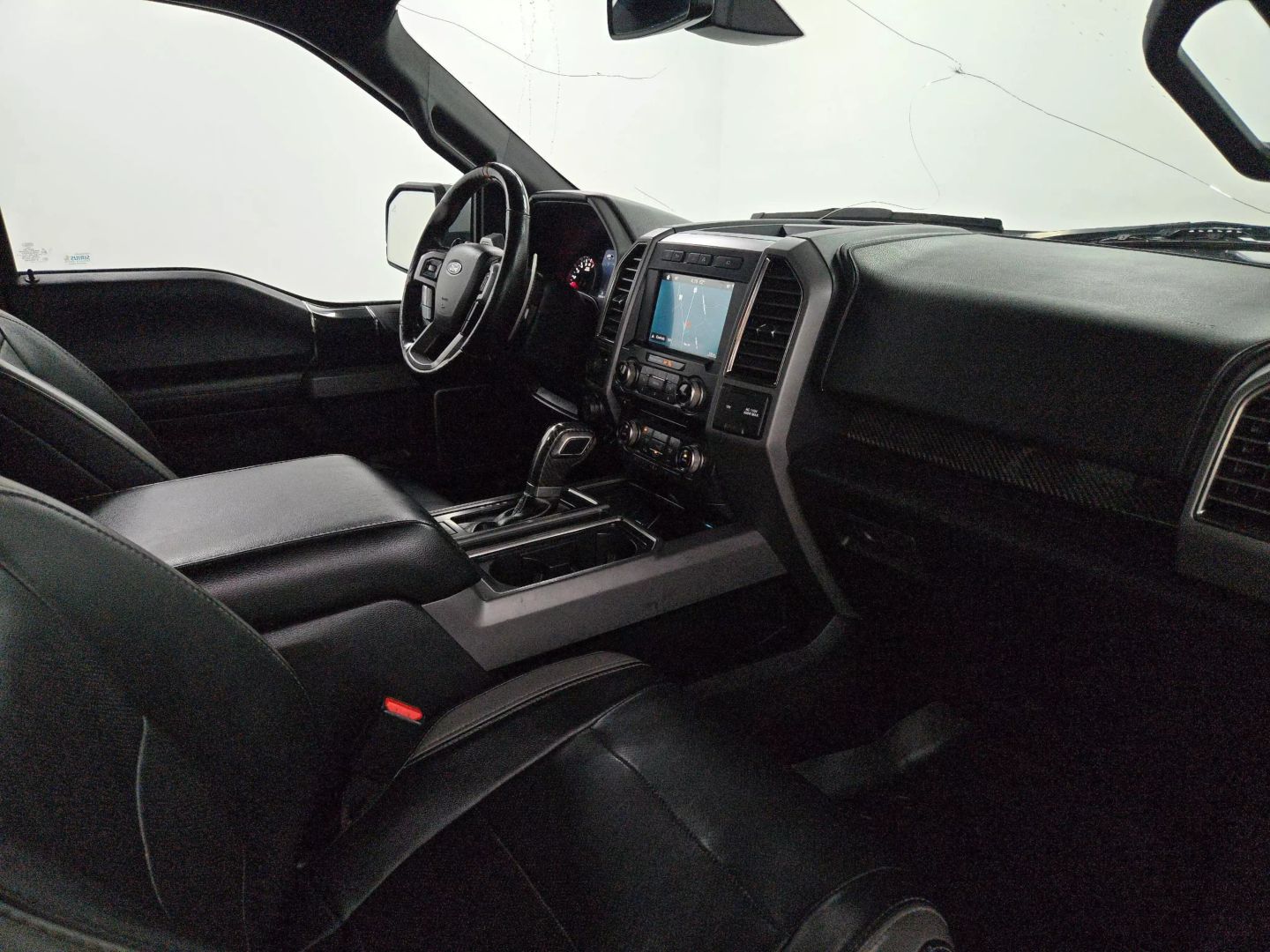 2017 Ford F150 Supercrew Cab - Image 28