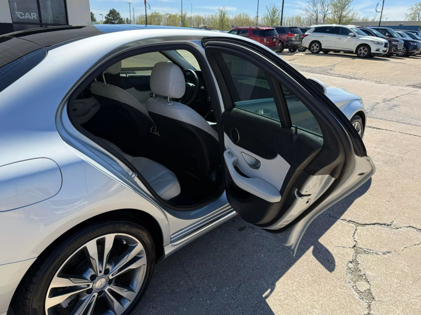 2017 Mercedes-benz C-class - Image 20
