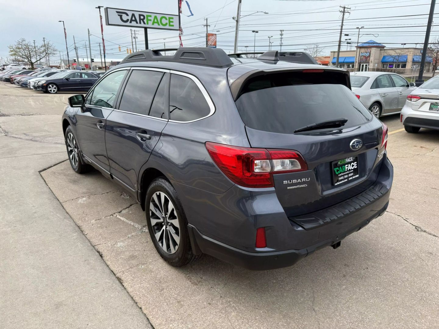 2017 Subaru Outback - Image 8