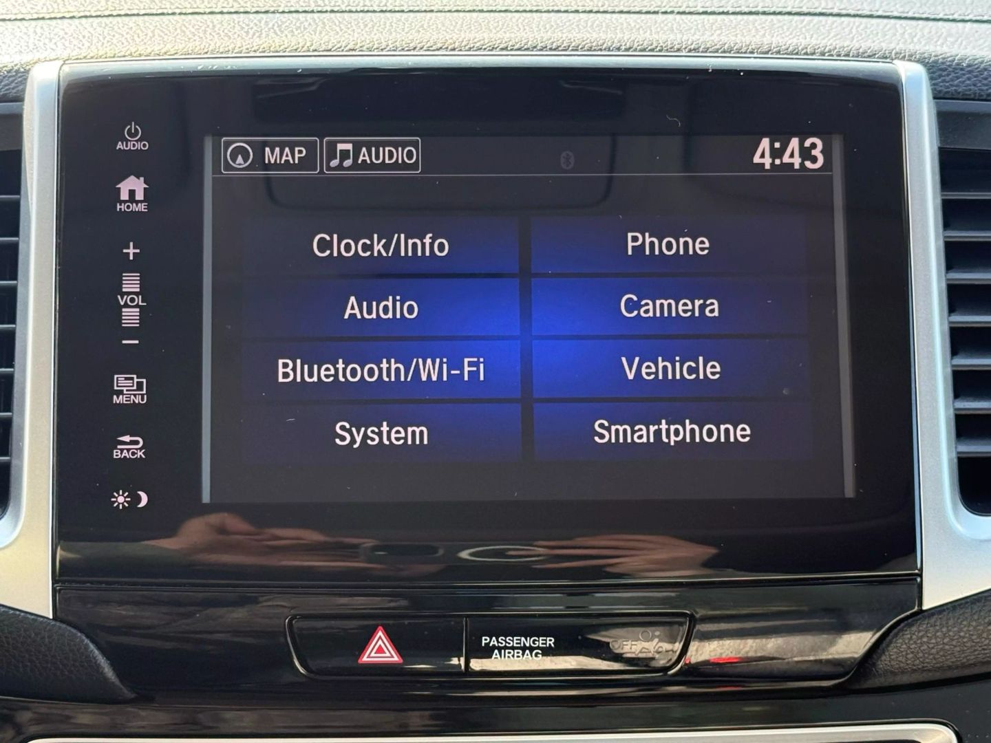 2019 Honda Ridgeline - Image 34