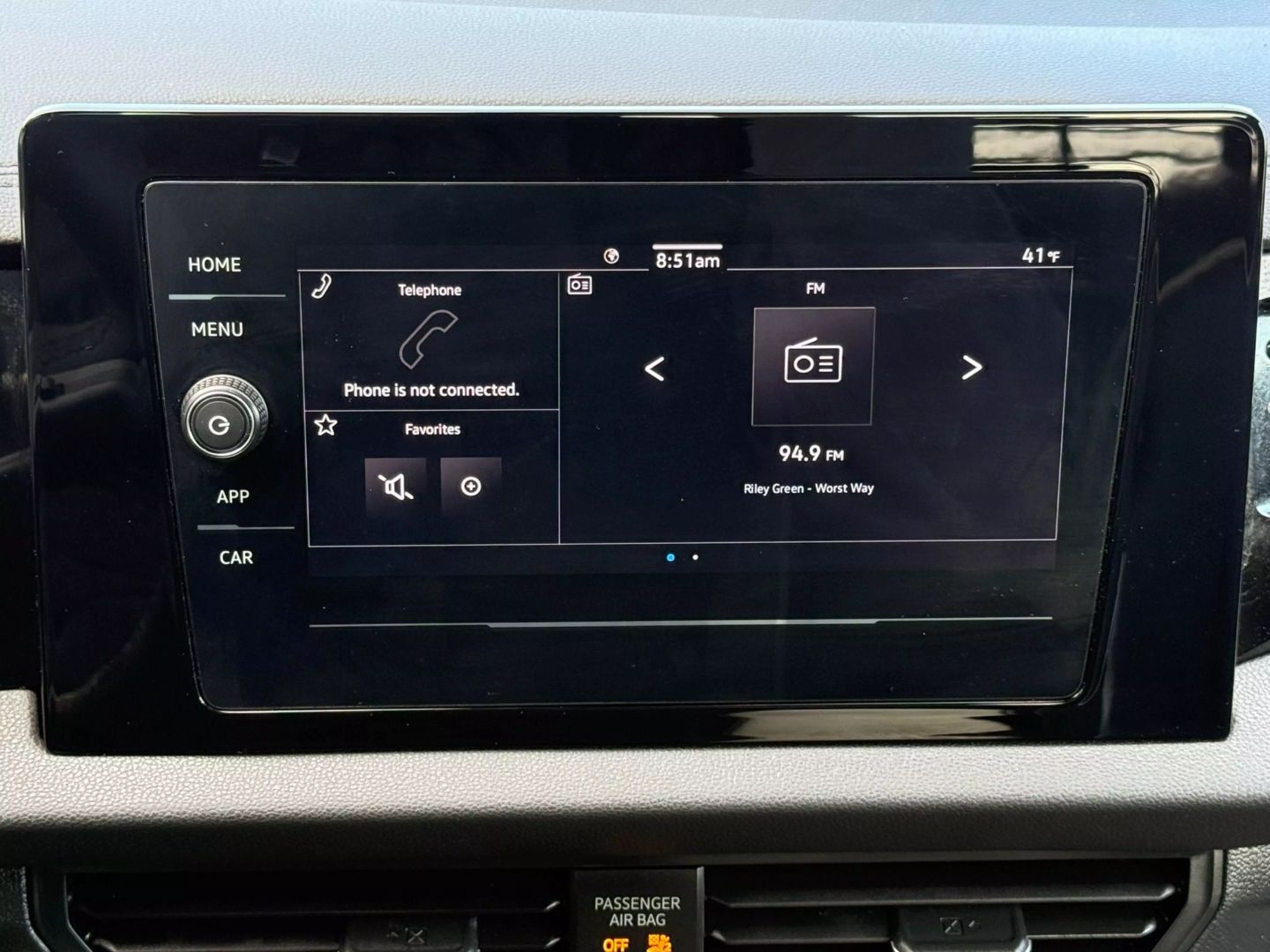 2025 Volkswagen Jetta - Image 30