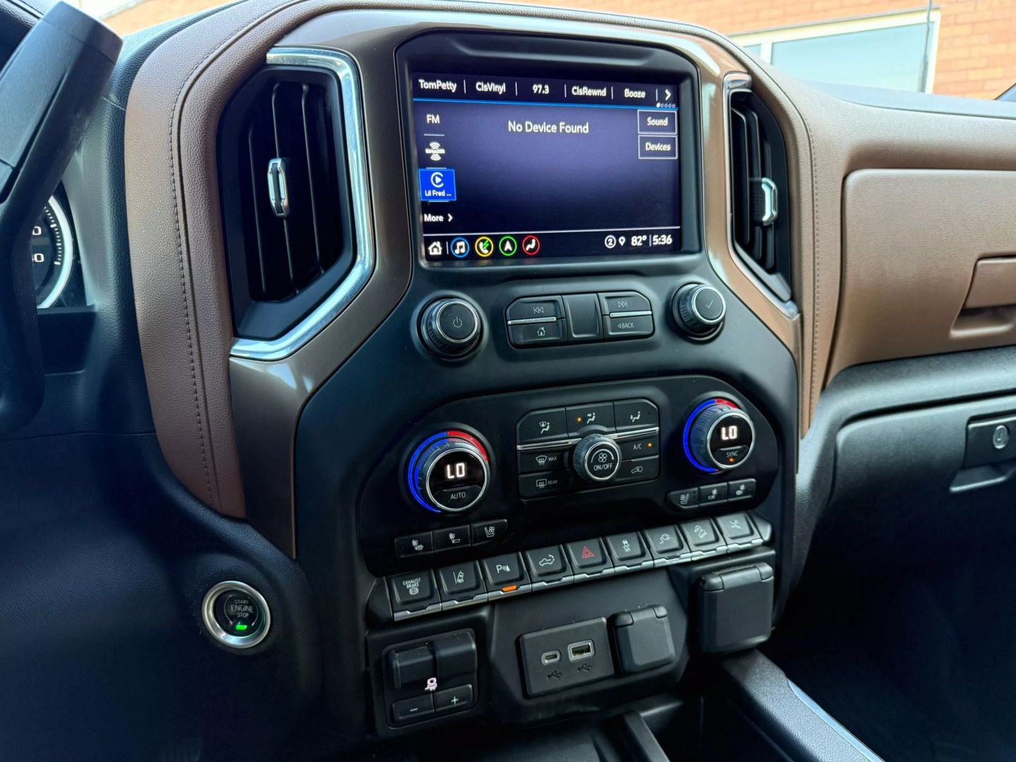 2021 Chevrolet Silverado 2500 Hd Crew Cab - Image 30