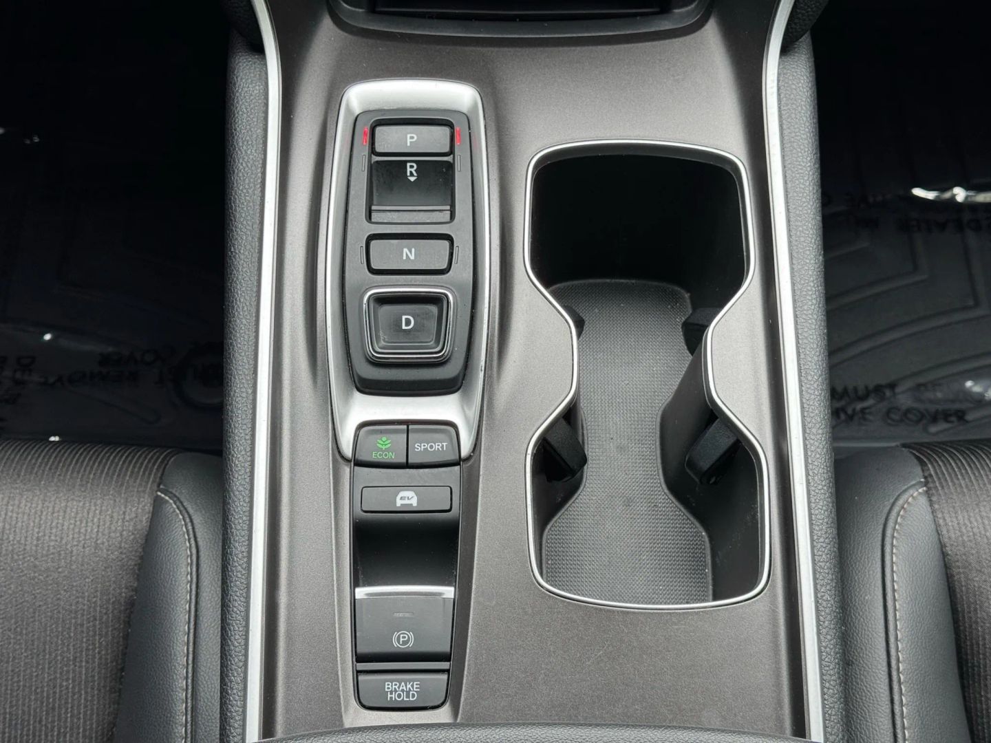 2022 Honda Accord Hybrid - Image 26
