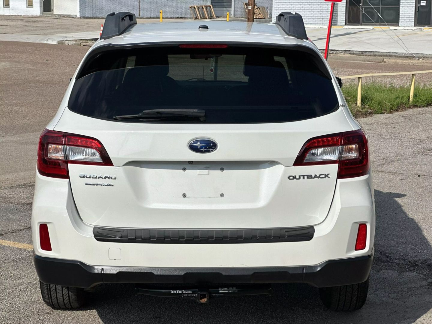 2015 Subaru Outback - Image 5