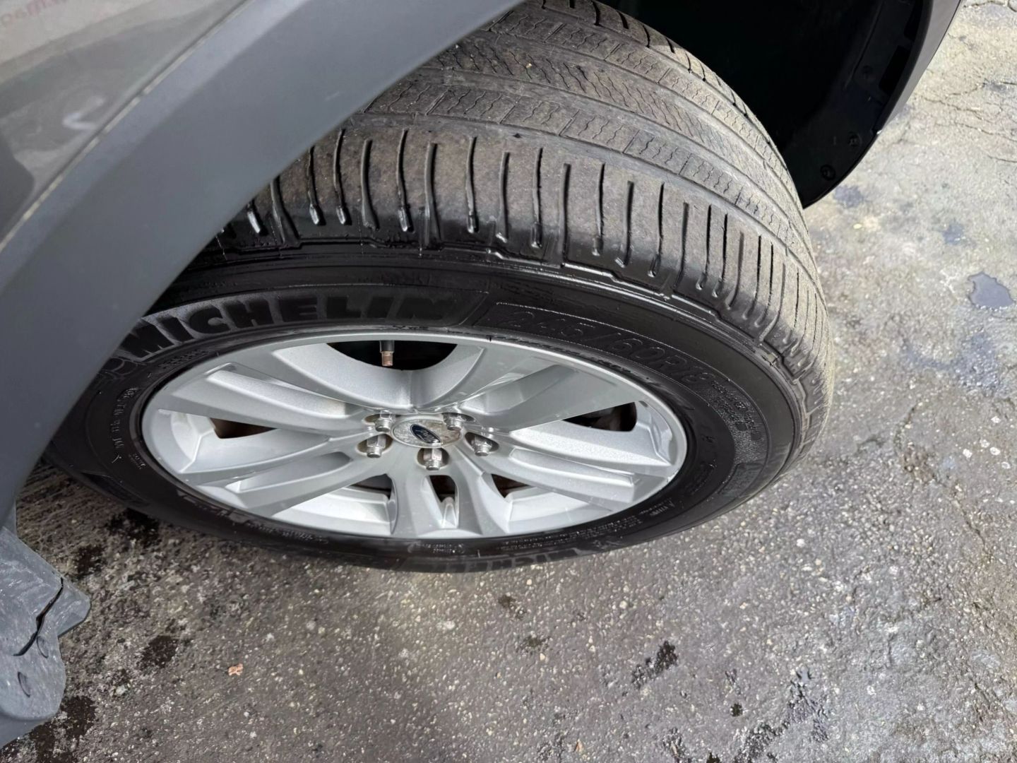 2018 Ford Explorer - Image 46