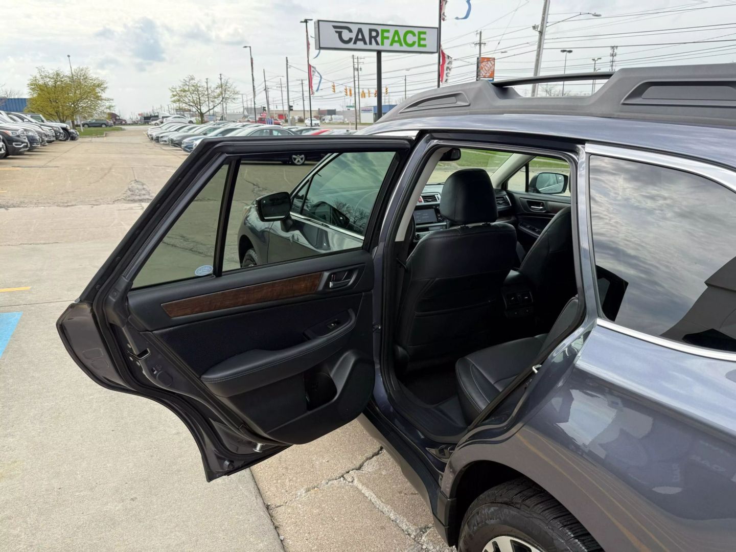 2016 Subaru Outback - Image 20