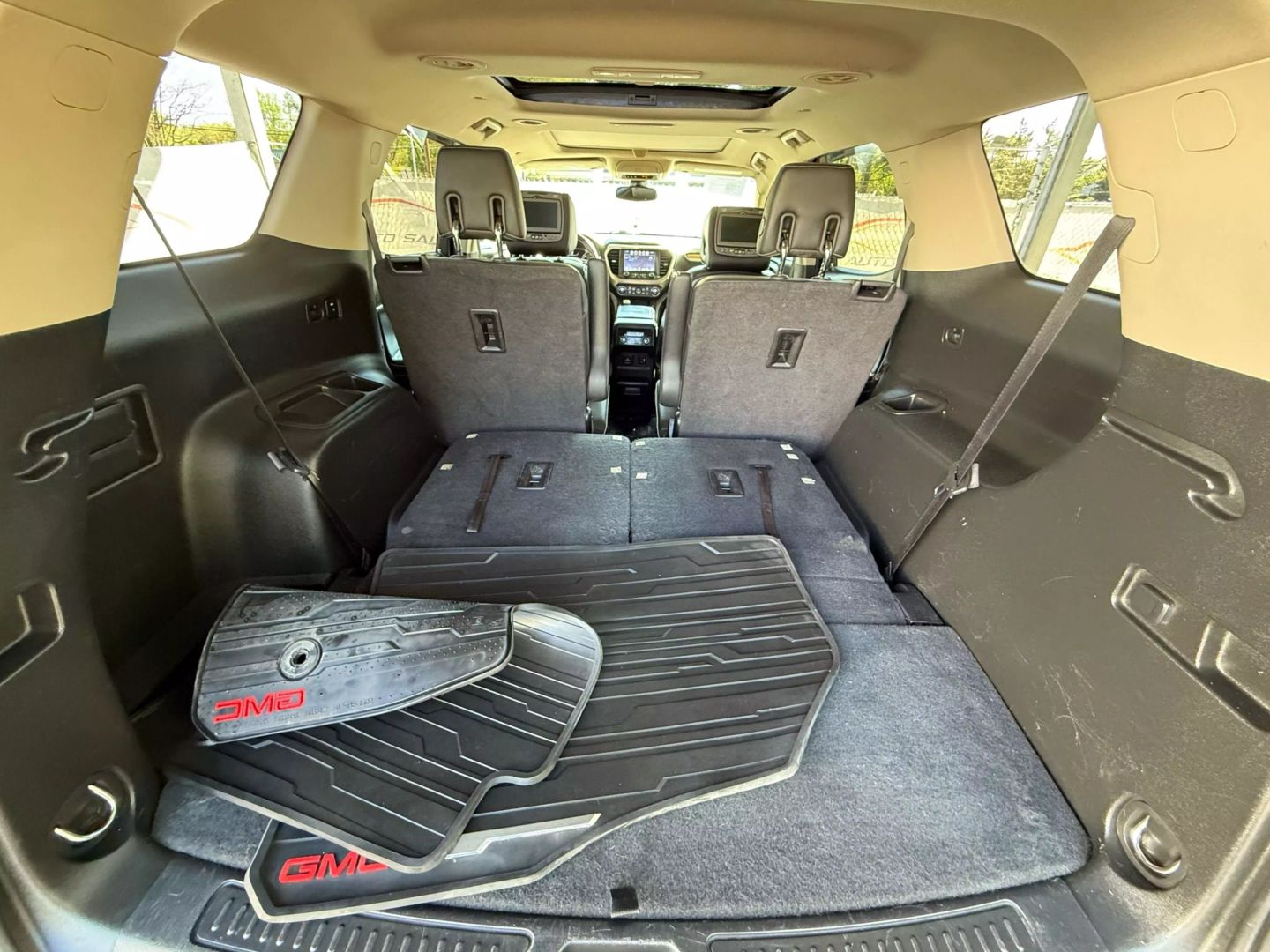 2017 Gmc Acadia - Image 22