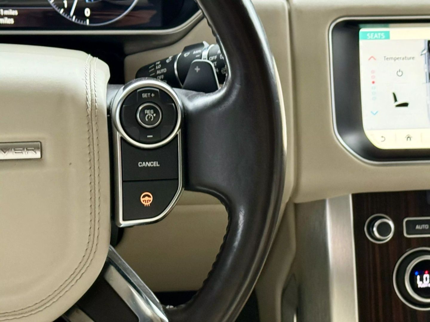 2017 Land Rover Range Rover - Image 33