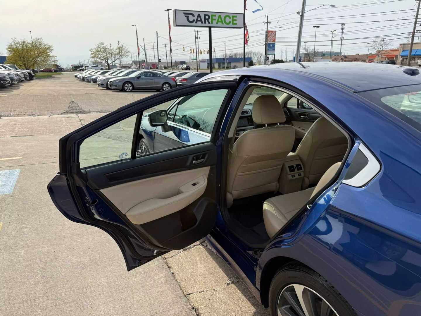2015 Subaru Legacy - Image 19