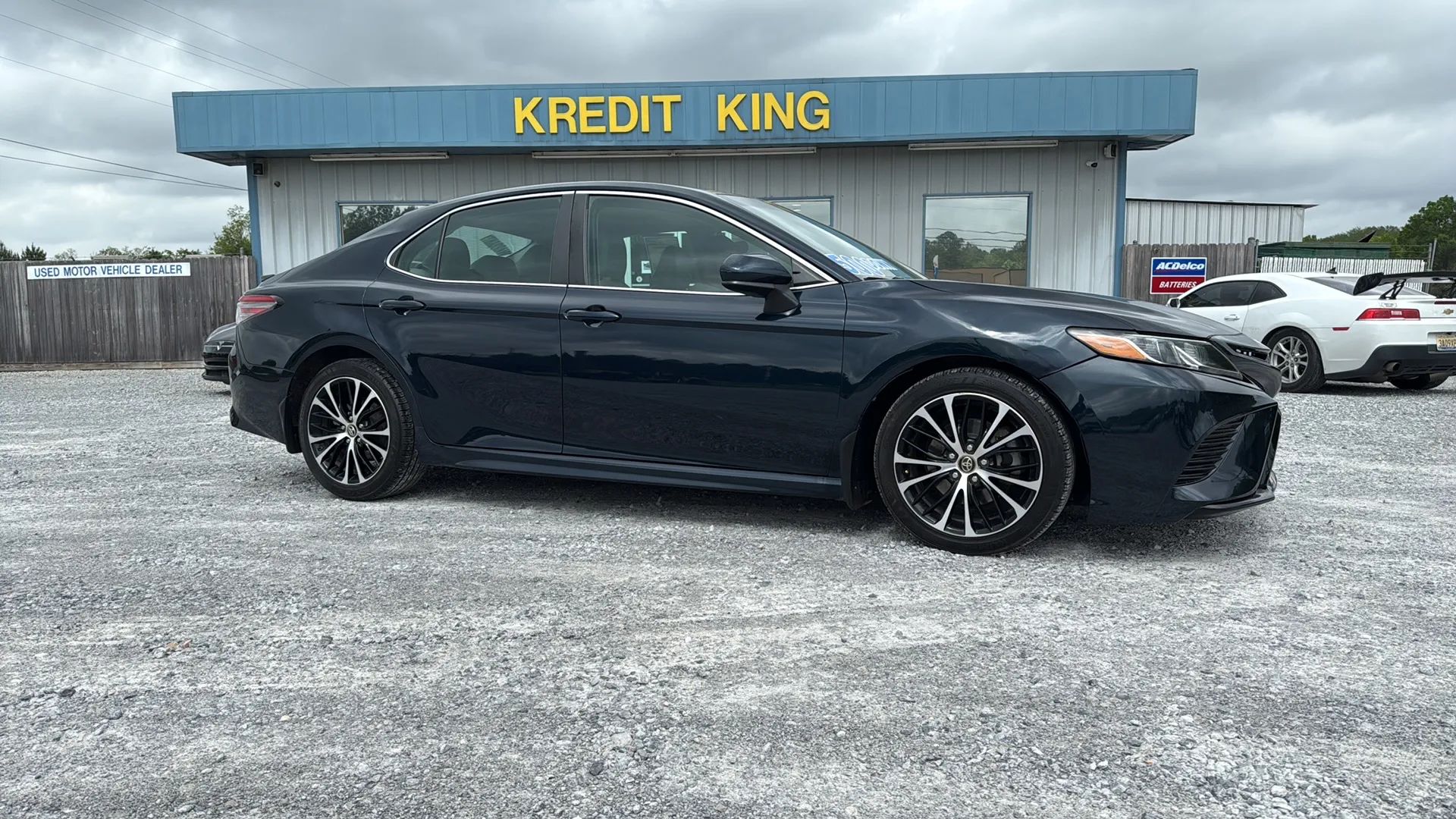 Image 6 of 2018 TOYOTA CAMRY