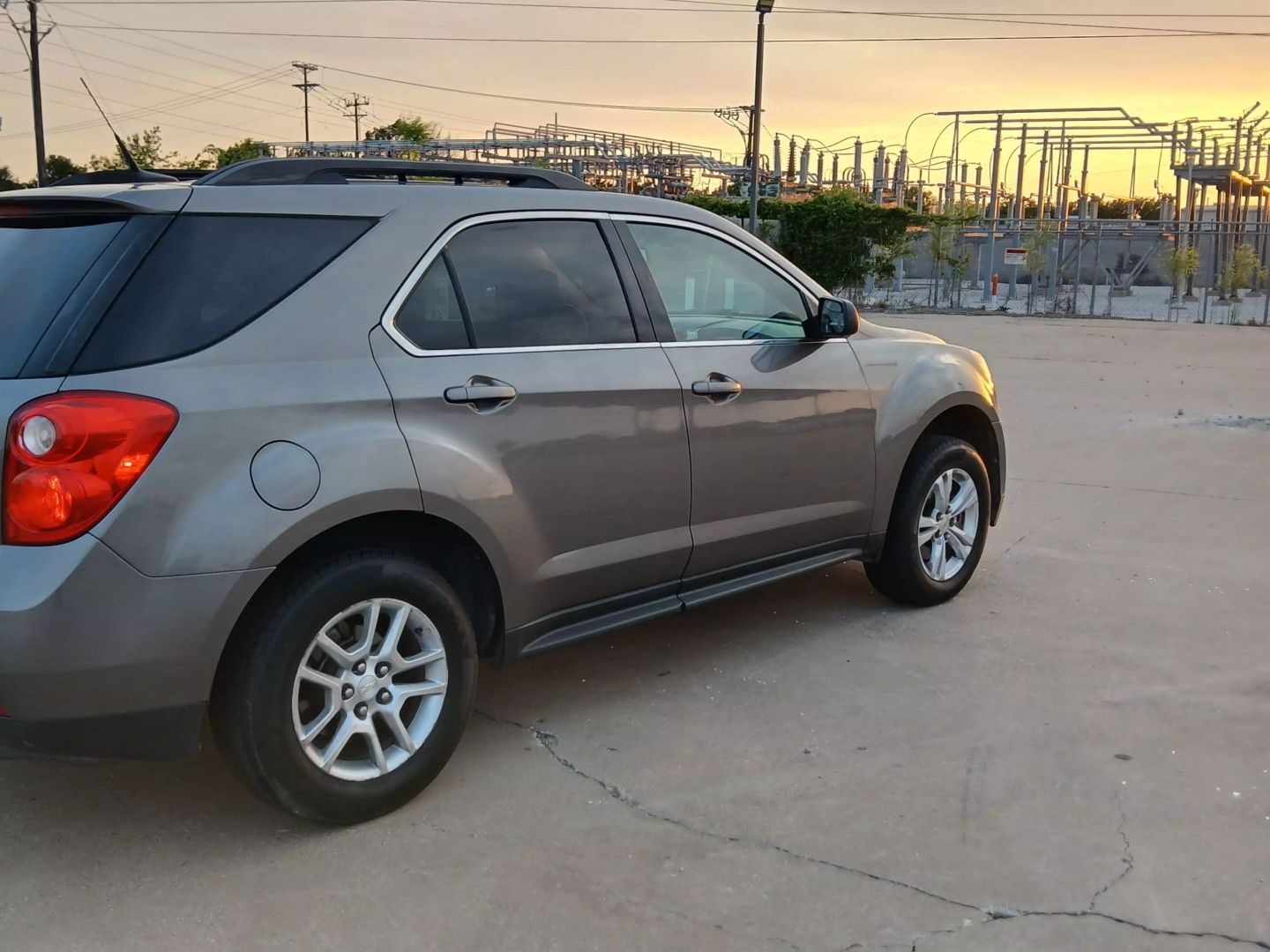 2011 Chevrolet Equinox - Image 2